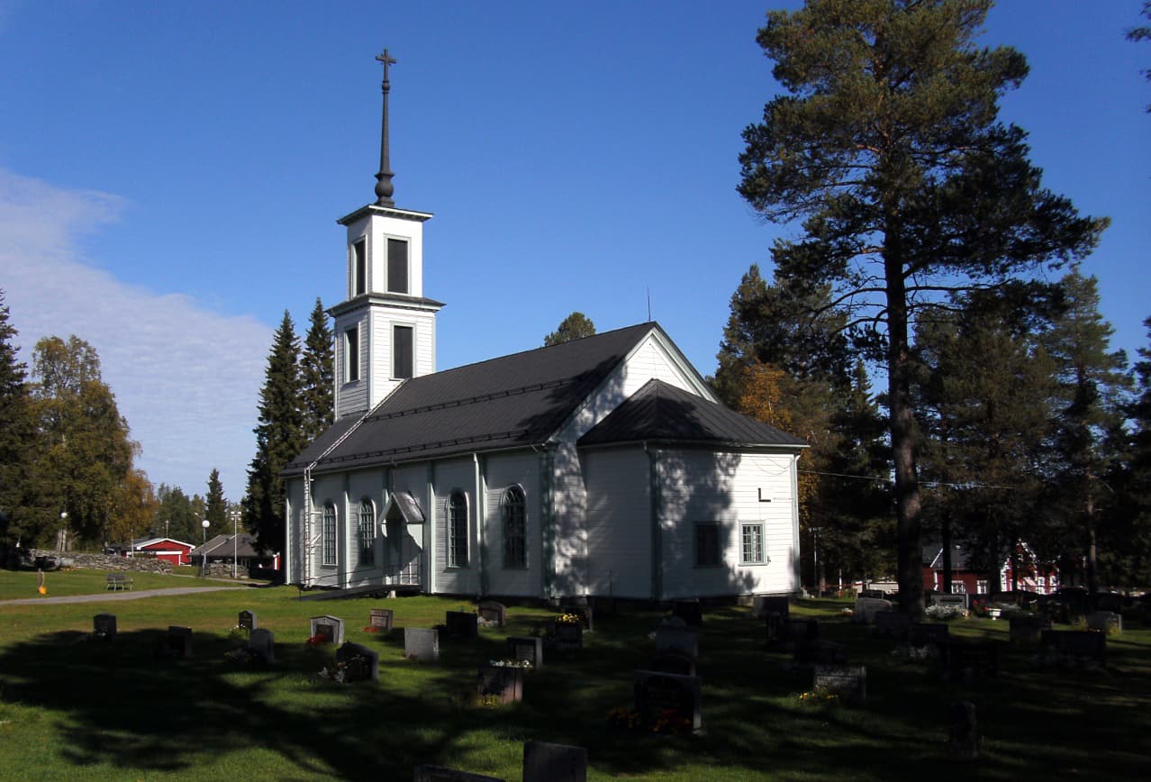 Korpilombolo Church