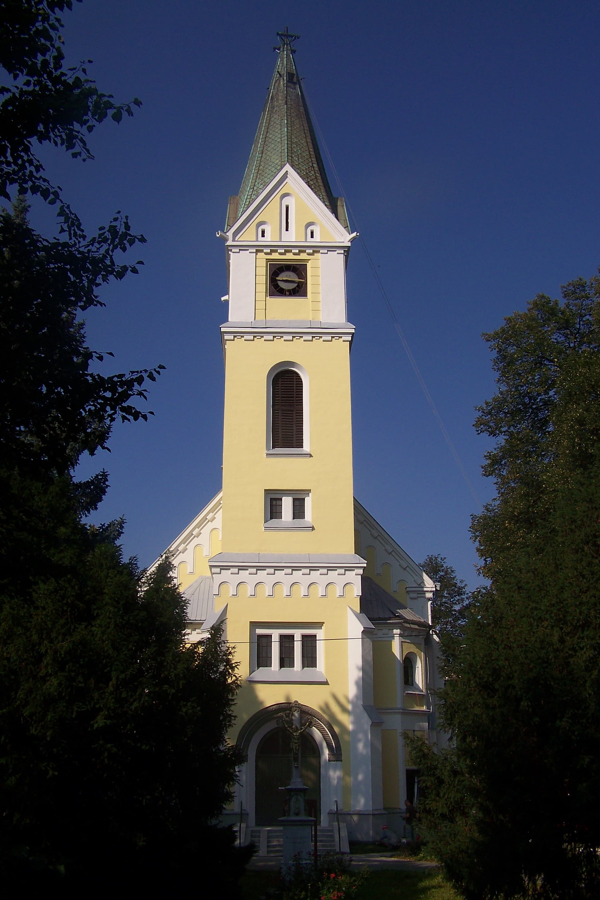 Kostel Panny Marie, královny posvátného růžence