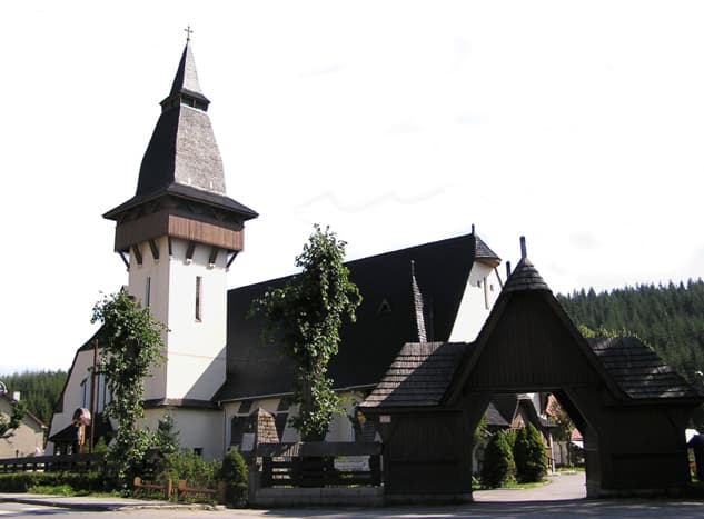 Church of St. Anne (Oravská Lesná)