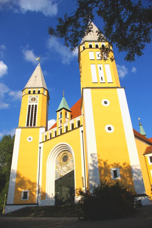 Kreuzberg-Church Schwandorf