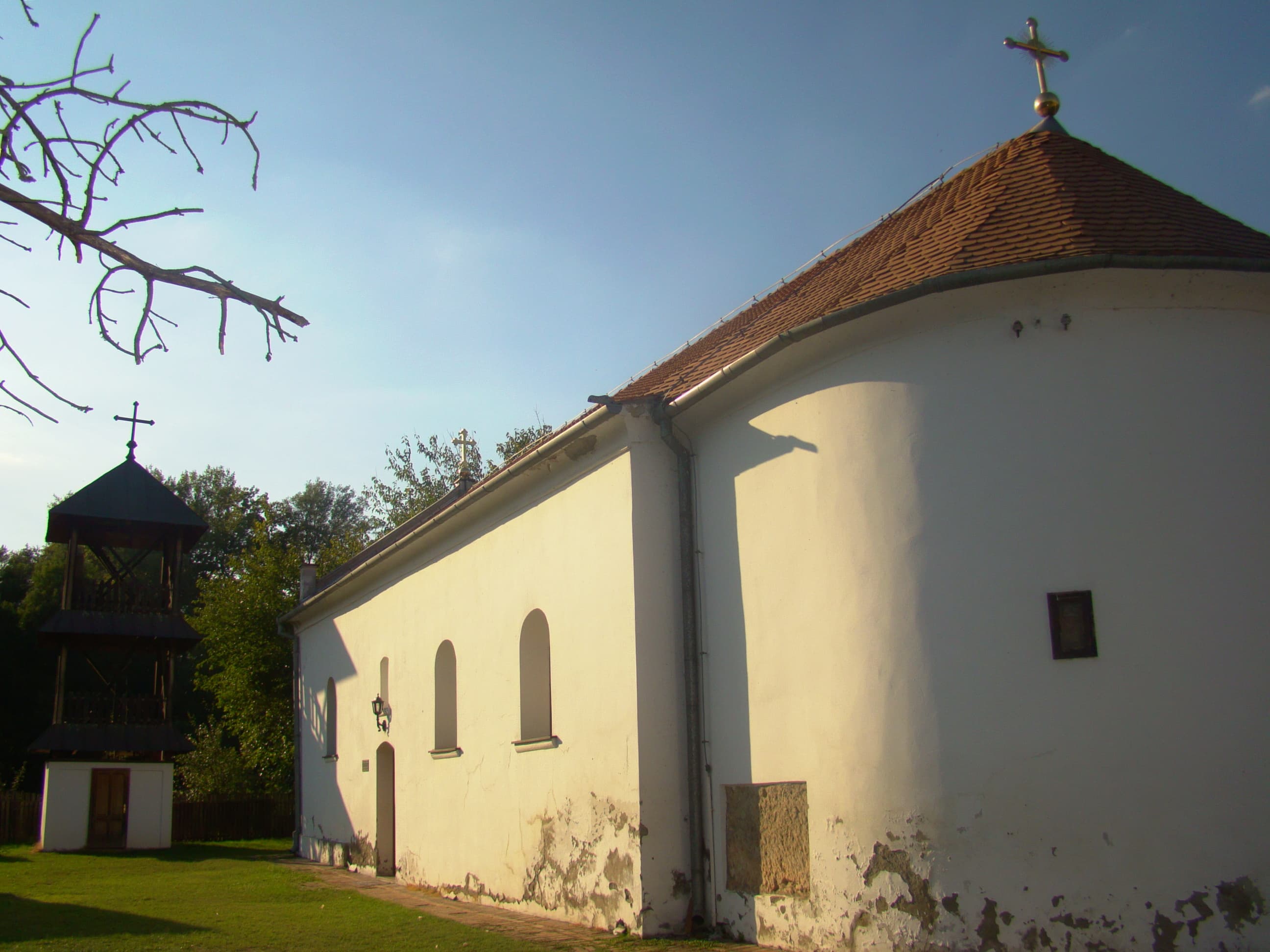 Church of the Holy Apostle Luke, Kupinovo