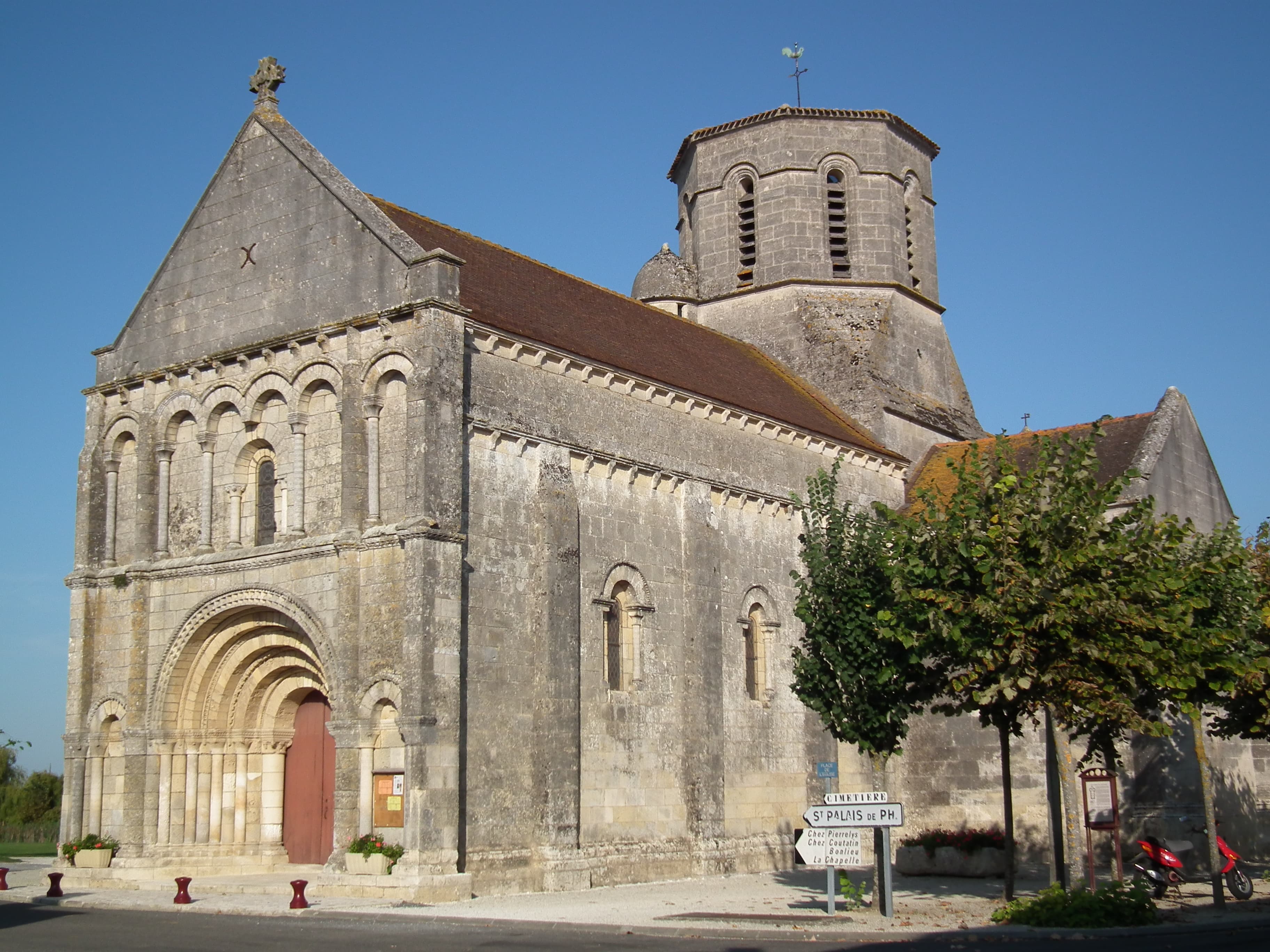 église Saint-Pierre de Bois