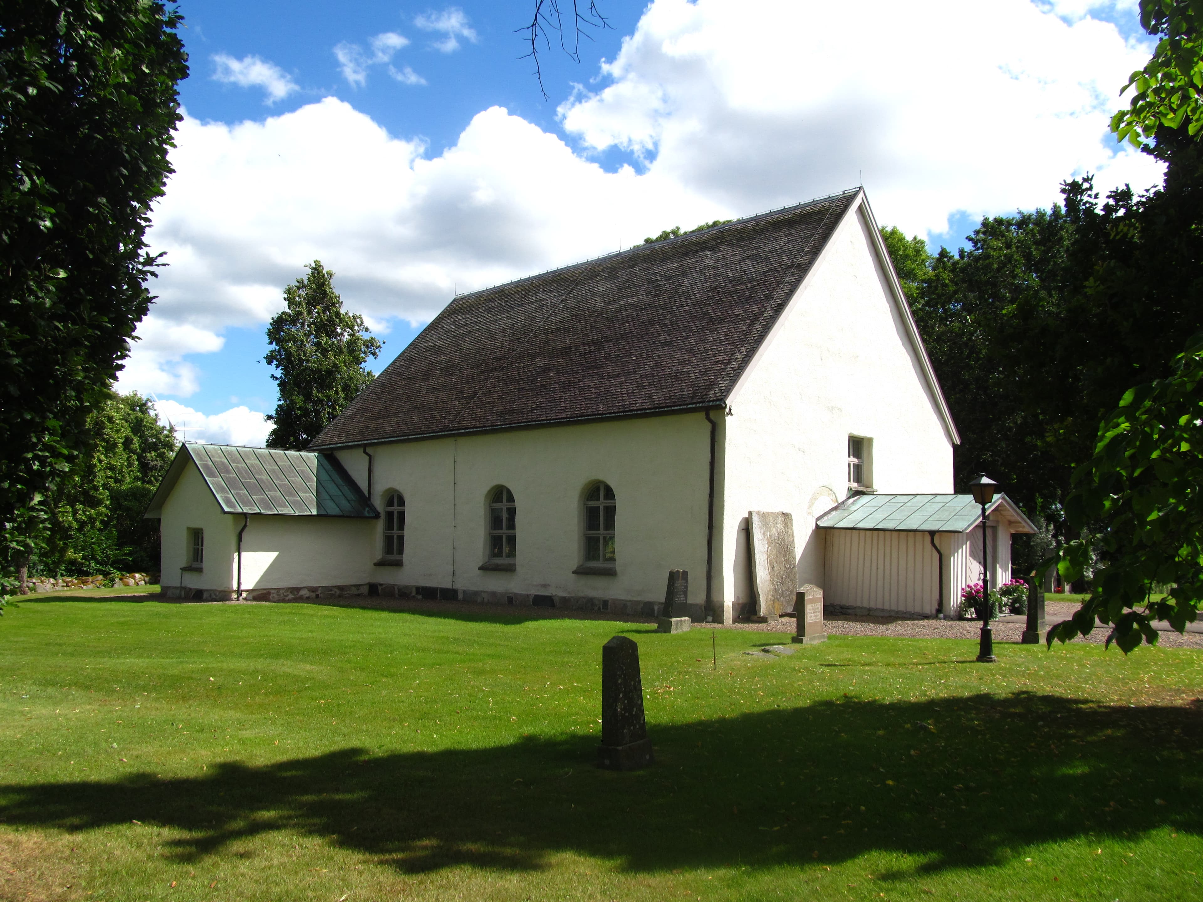 Längjum Church