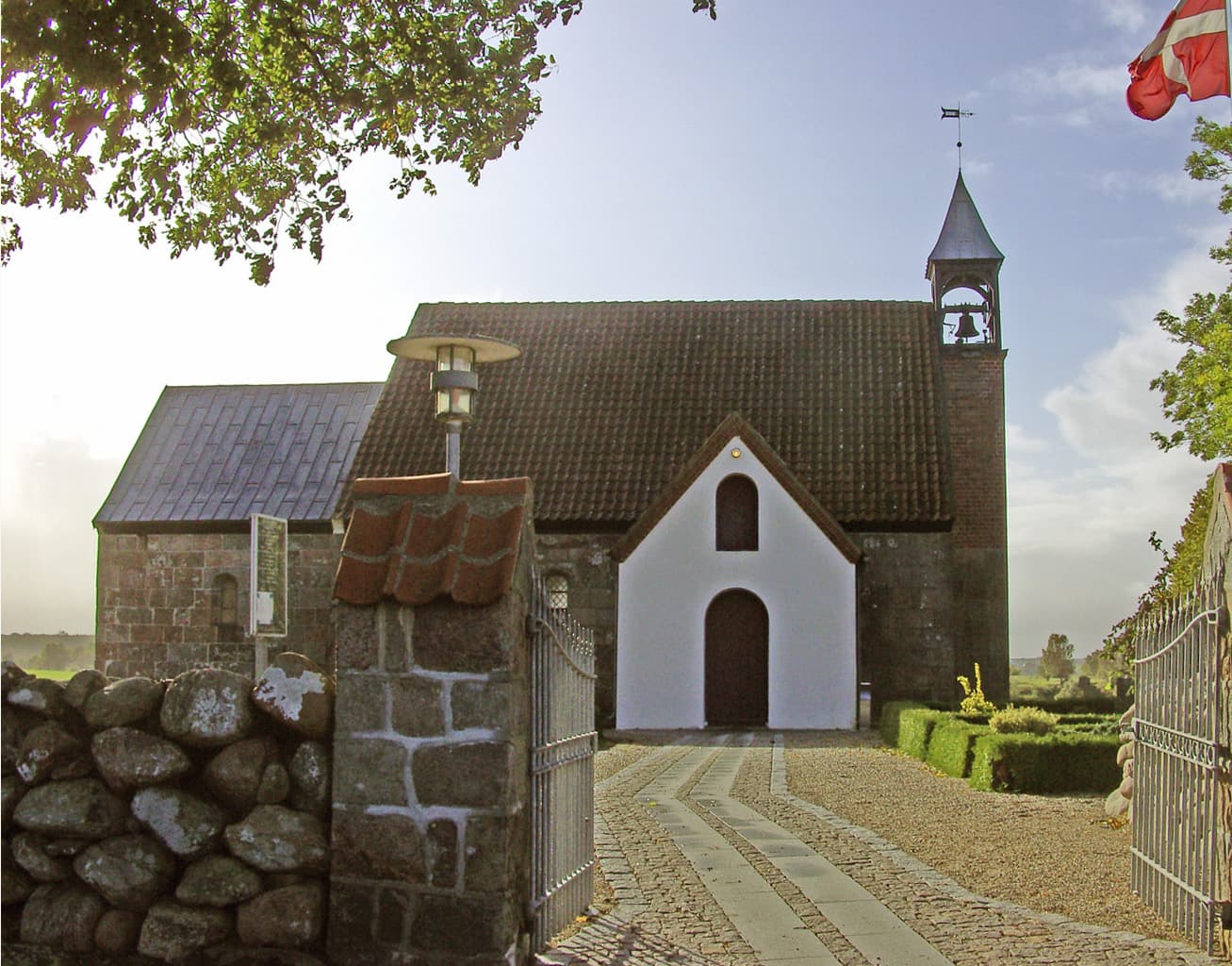 Læsten Church