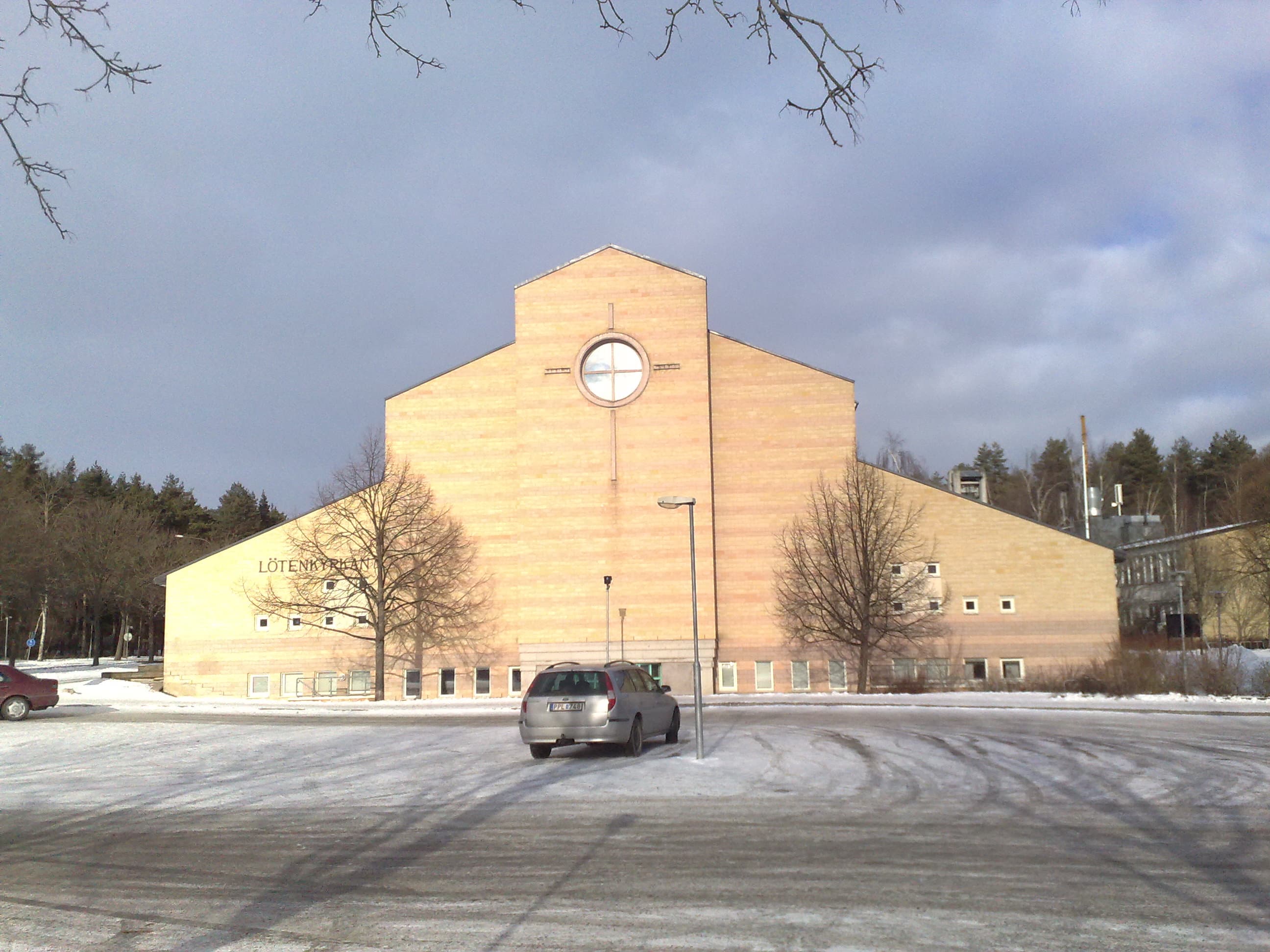 Löten Church