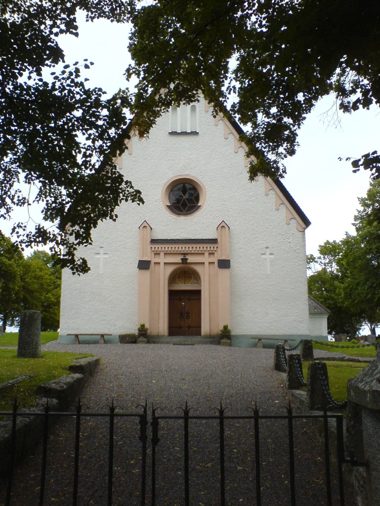 Löts kyrka, Uppland