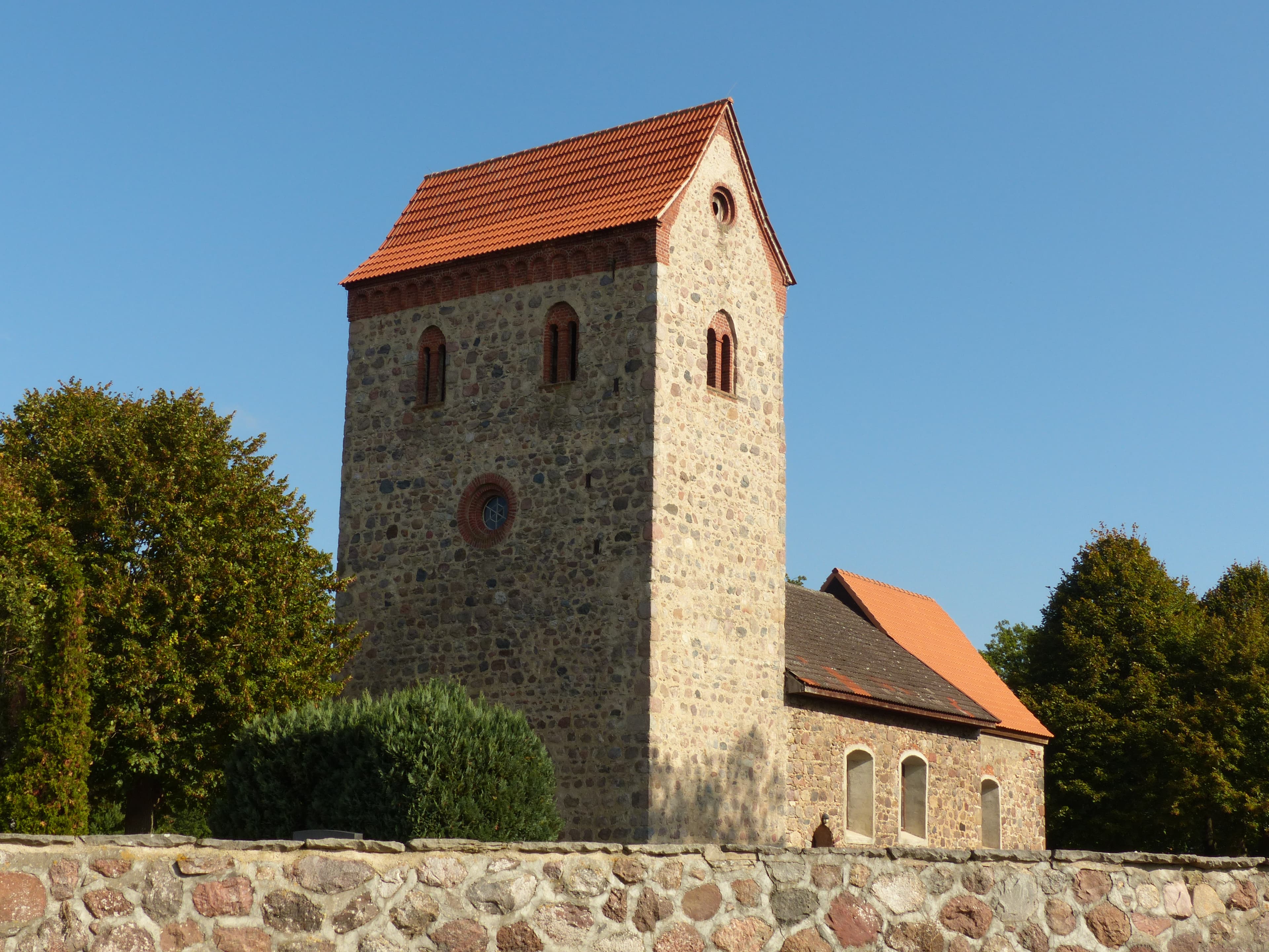 Kirche Güssefeld