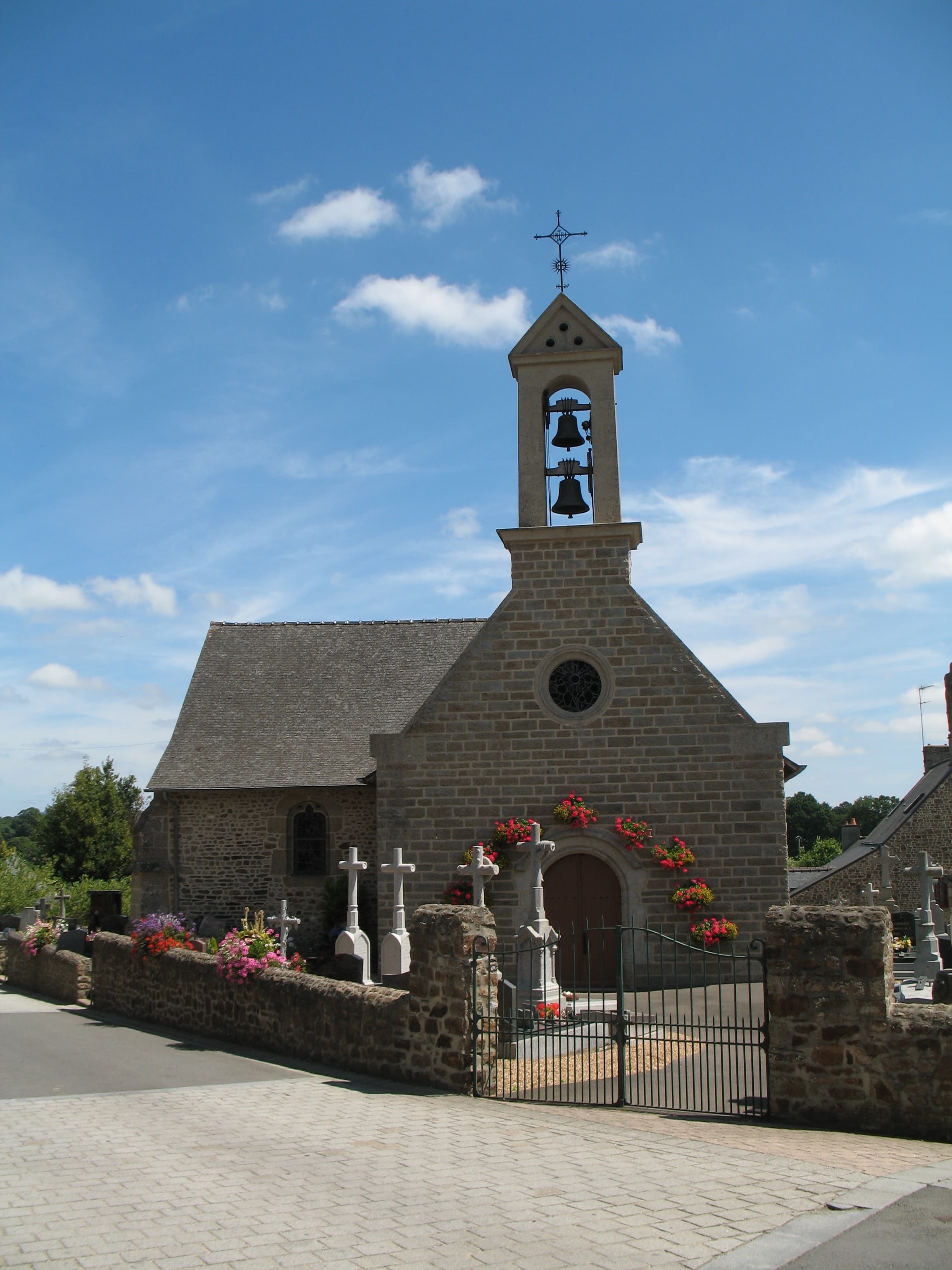 Église Saint-Jean-Baptiste de La Selle-en-Luitré