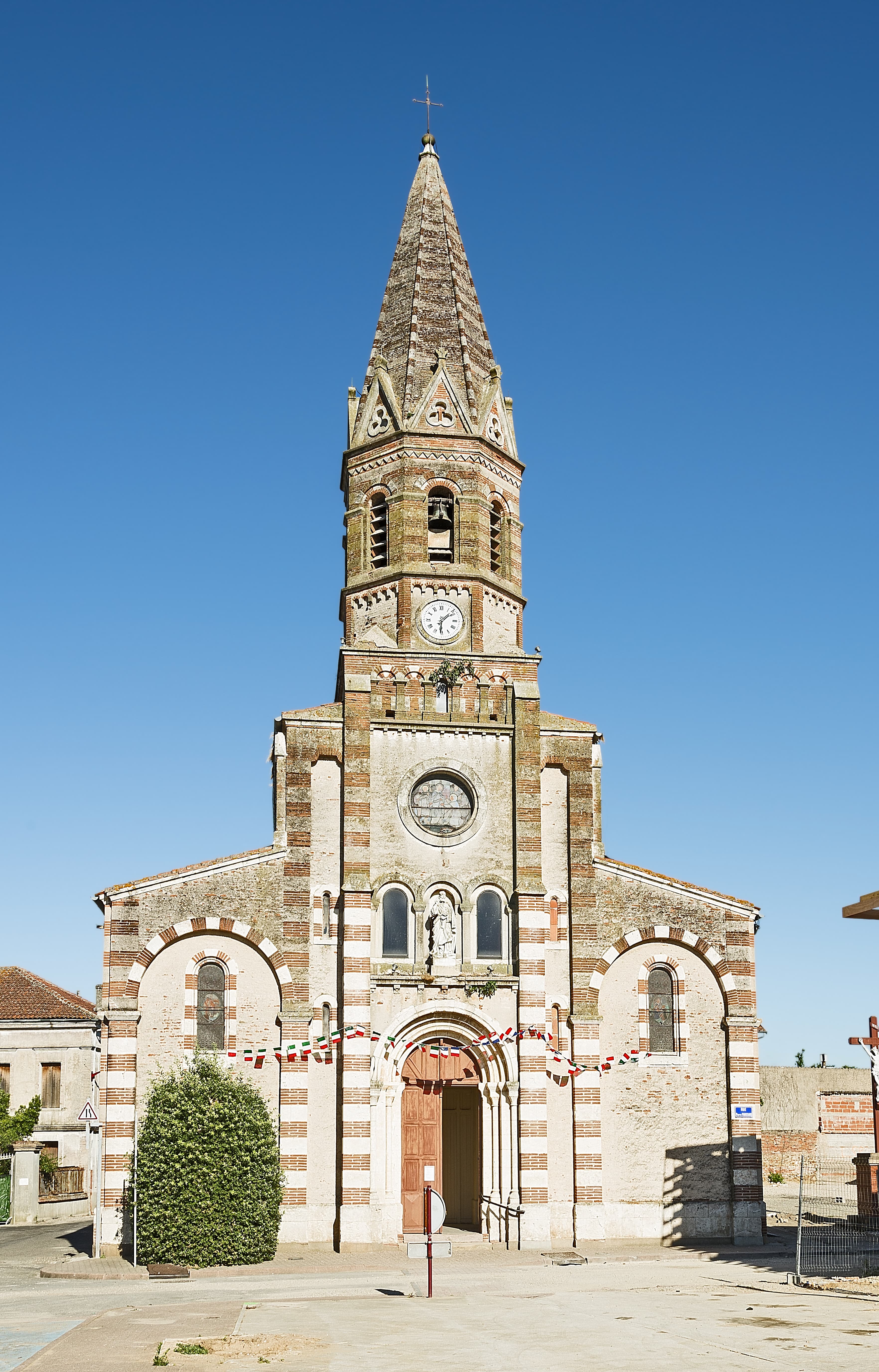 Église Saint-Pierre-ès-Liens de Labastide-Saint-Pierre