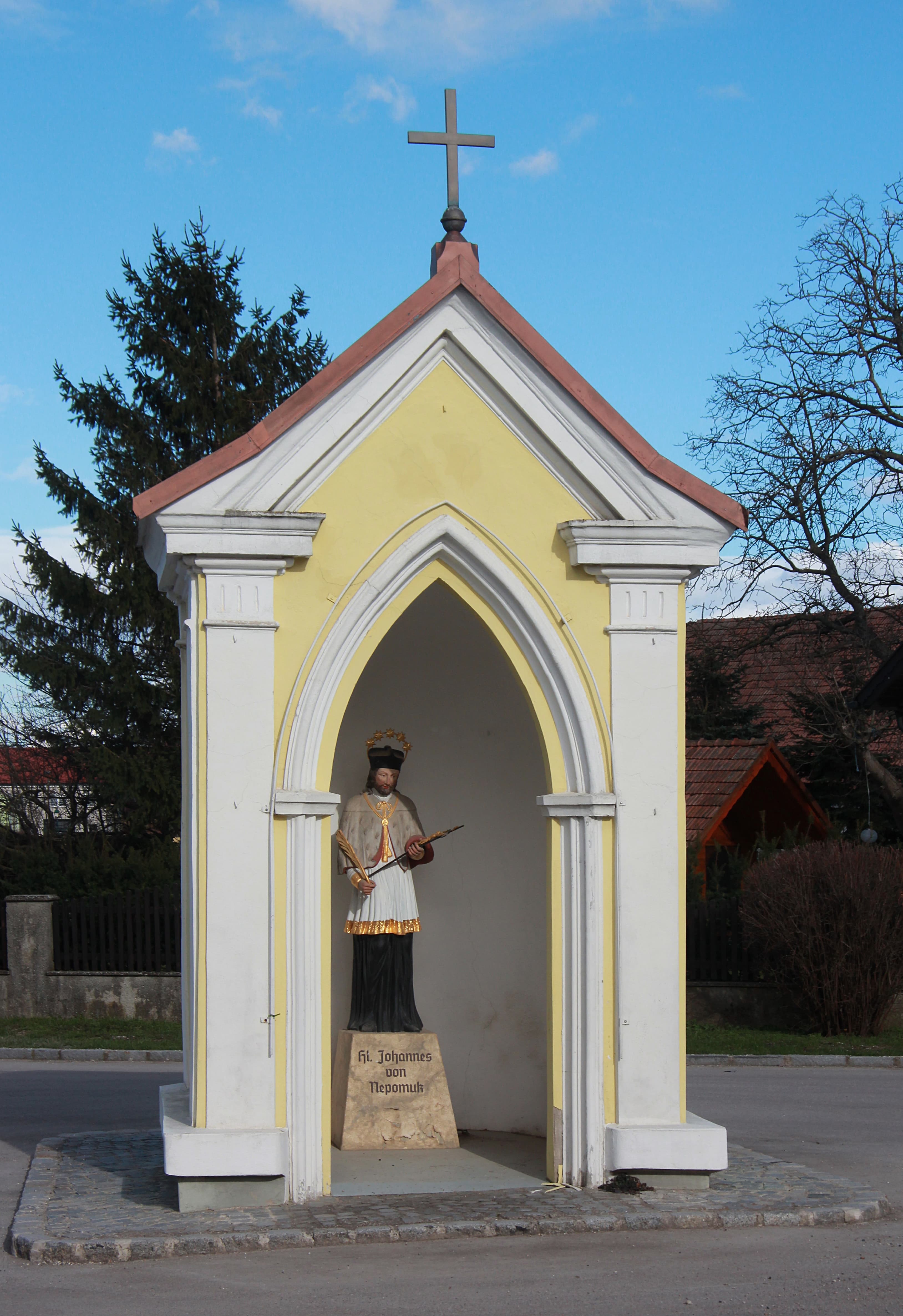 Nepomuk wayside chapel, Langenrohr