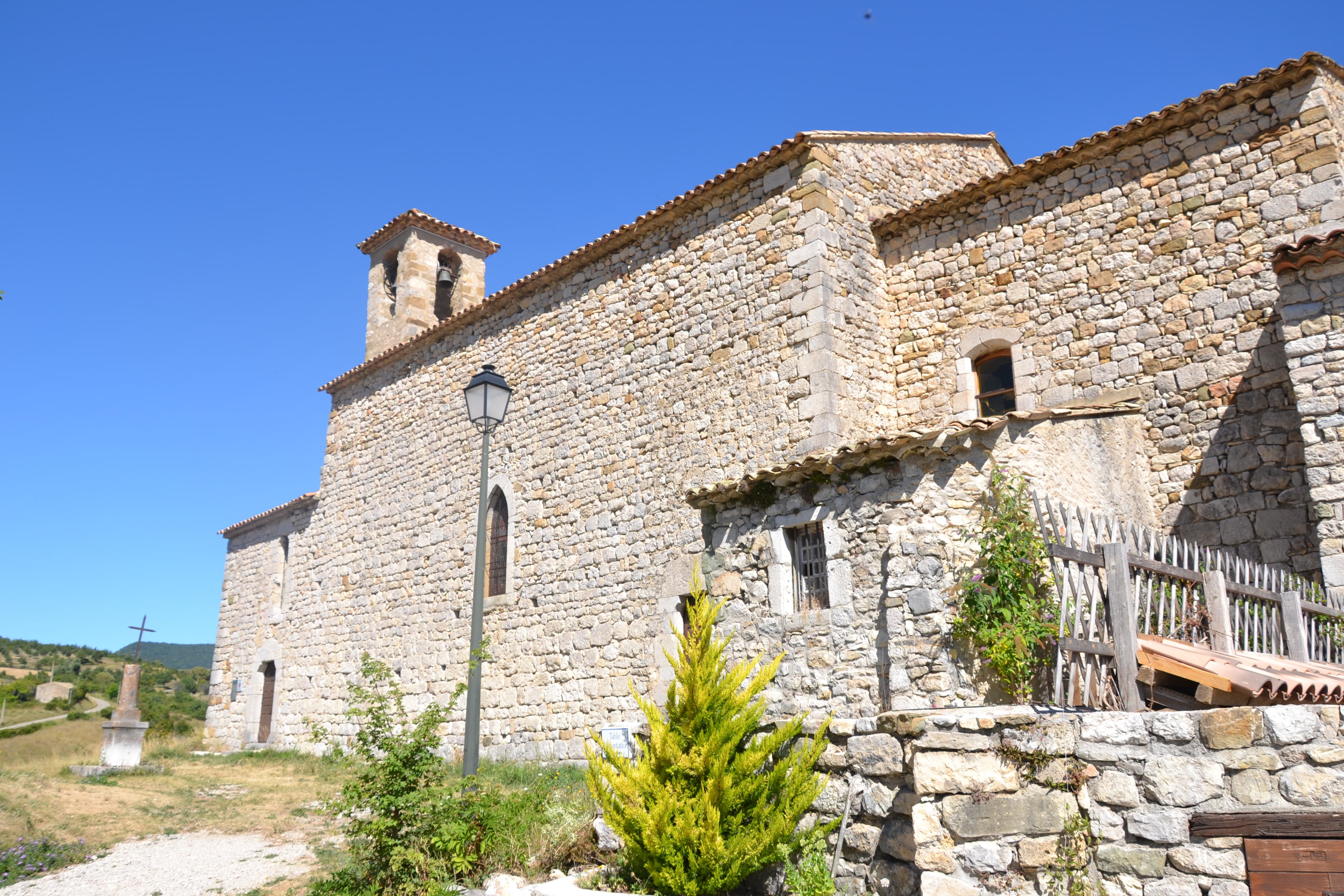 Église Saint-Pierre de Lemps