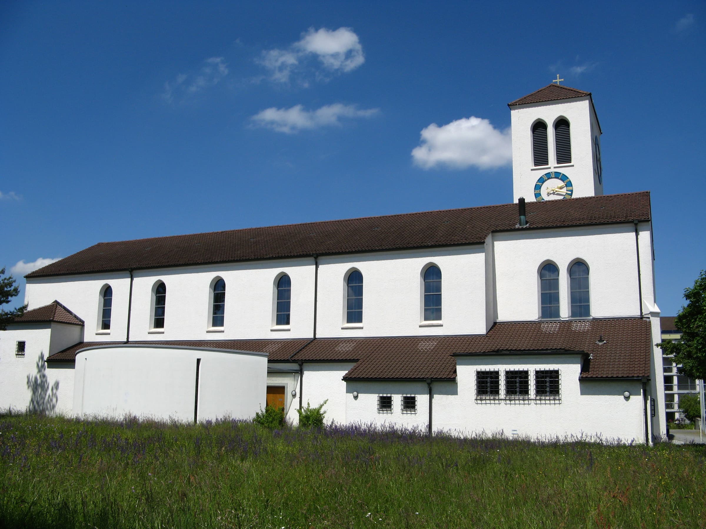 new Catholic Church of the Sacred Heart