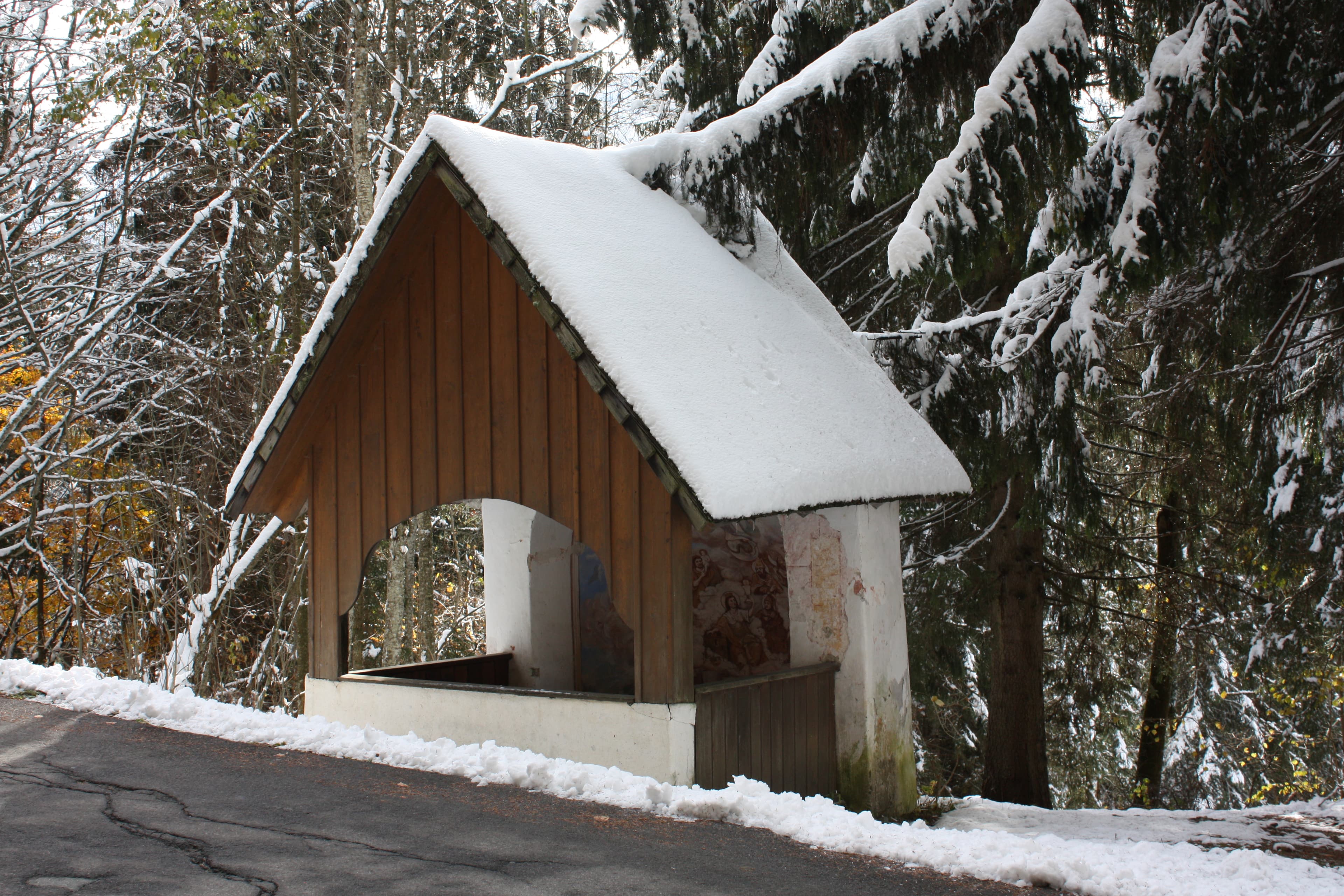 Liesing, Wegkapelle 14 Nothelfer
