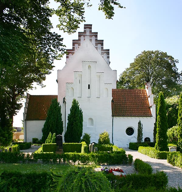 Lille Heddinge Church