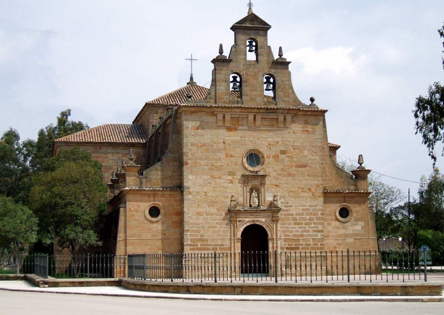 Santuario de Nuestra Señora de Linarejos