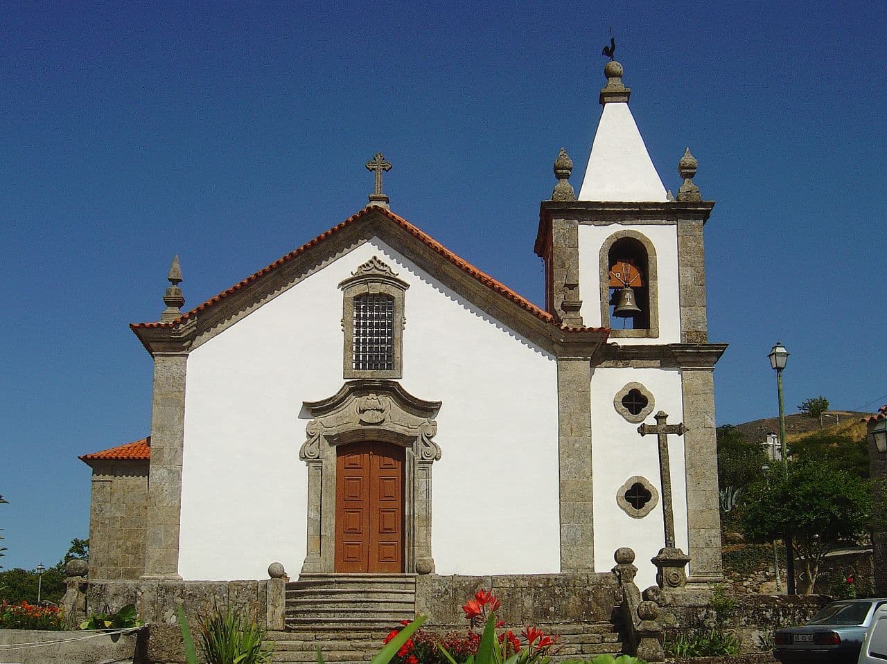 Igreja de Nossa Senhora da Assunção (Linhares da Beira)