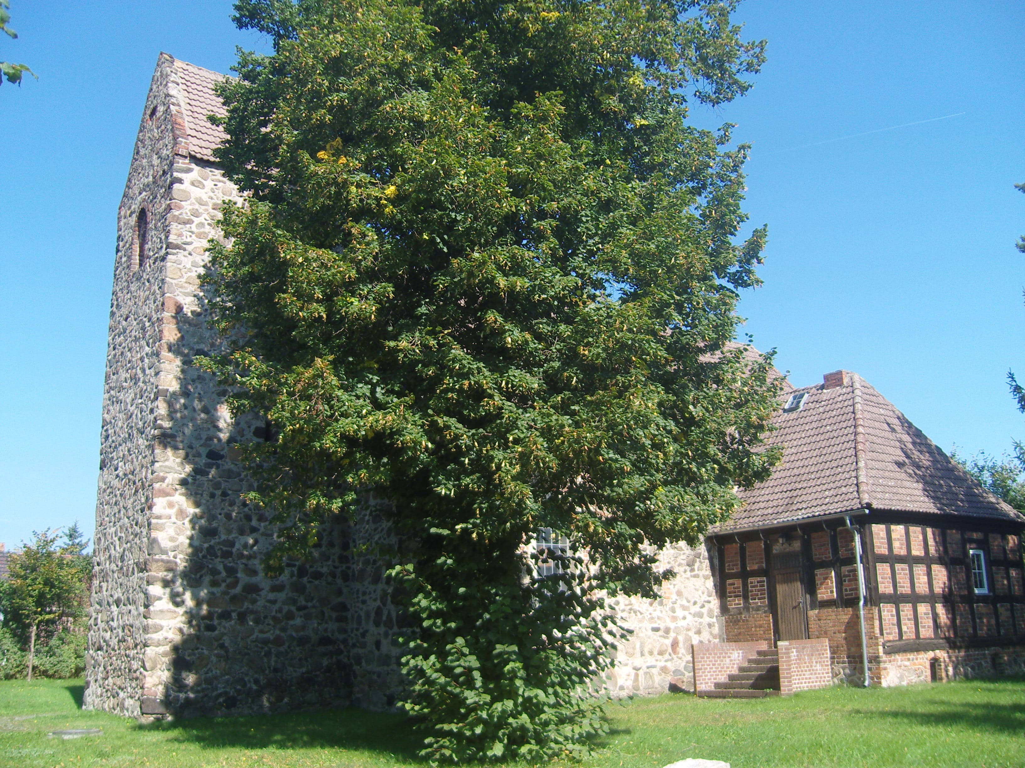 Lipten village church