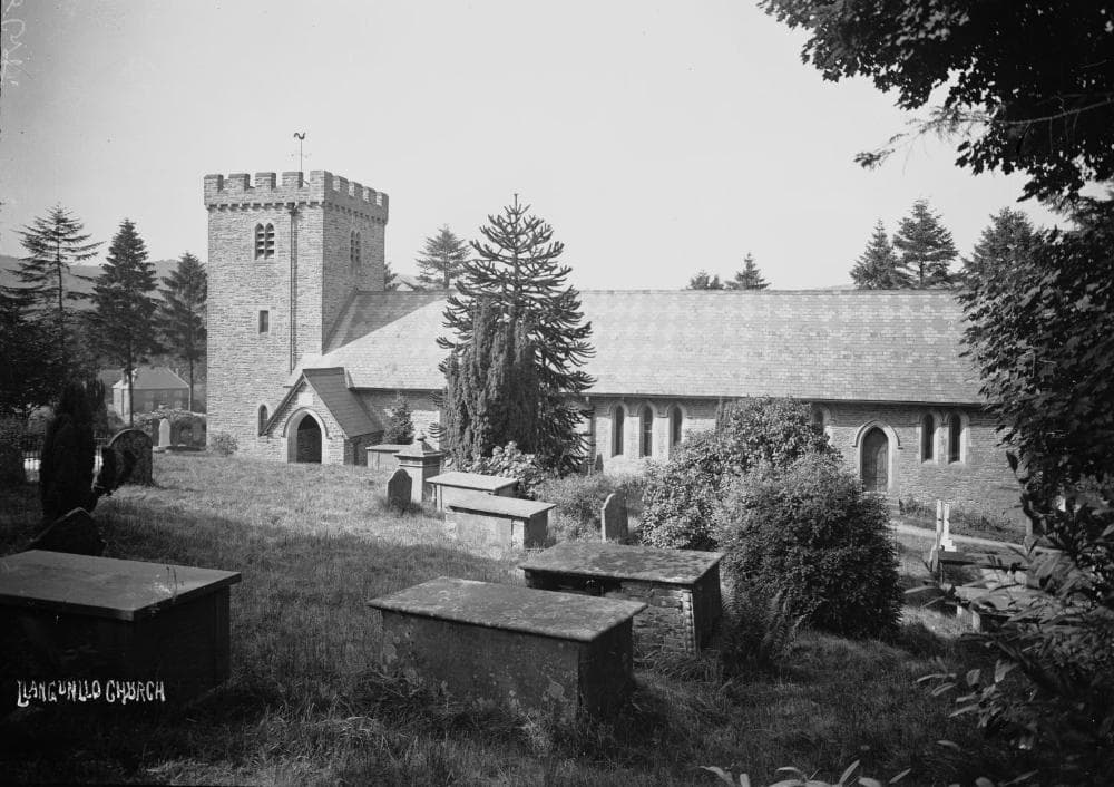 St Cynllo's Church