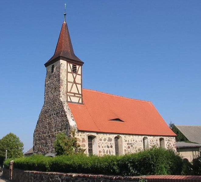 Village church Locktow