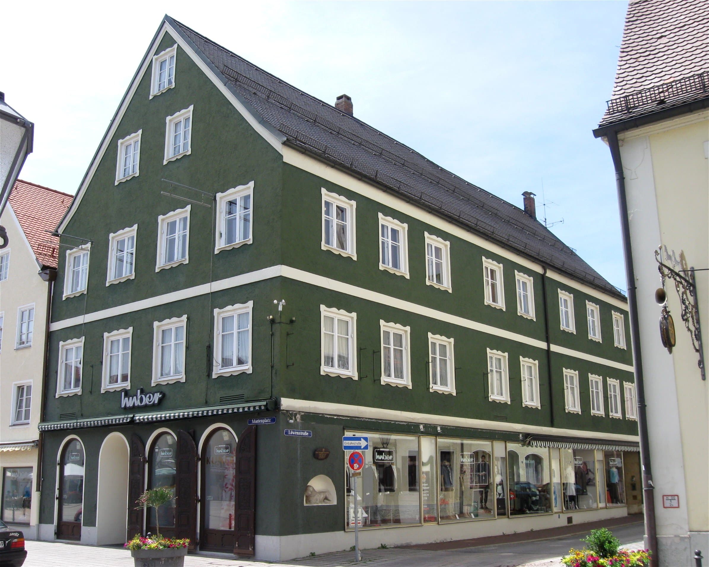 Löwenstraße 1