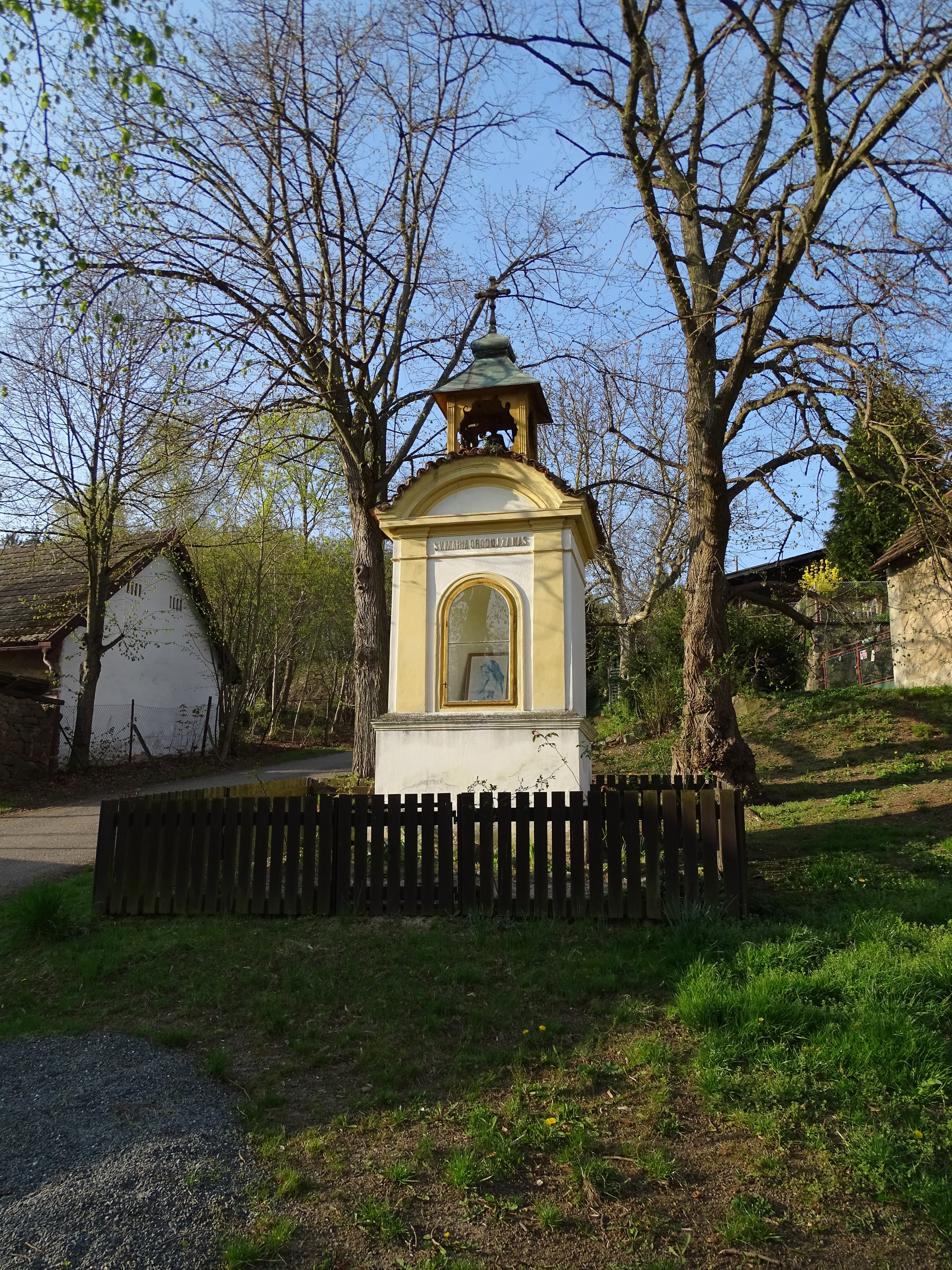 Bell chapel in Lojovice