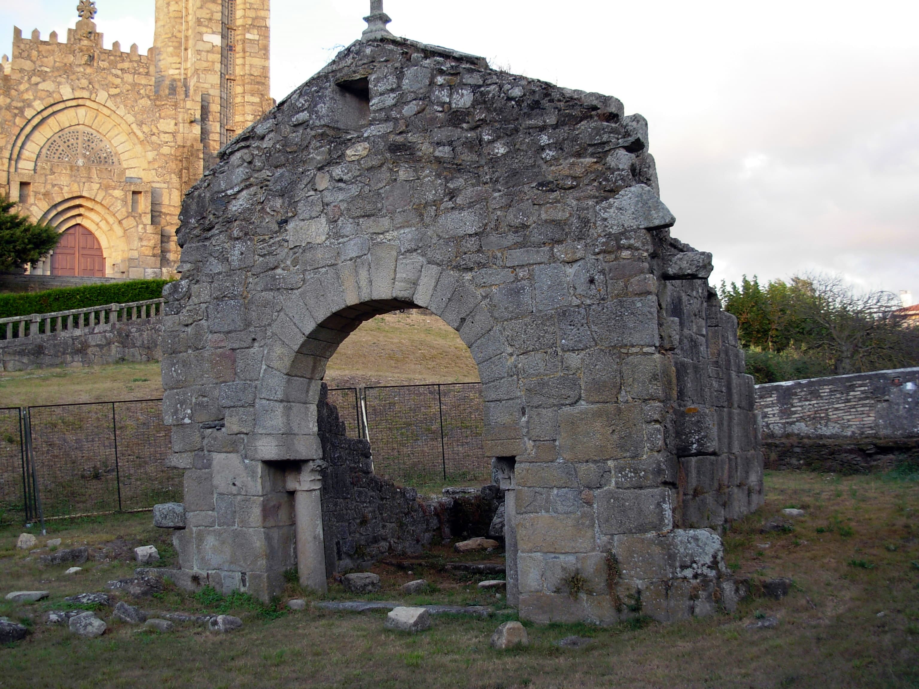 Arco visigótico de Panxón