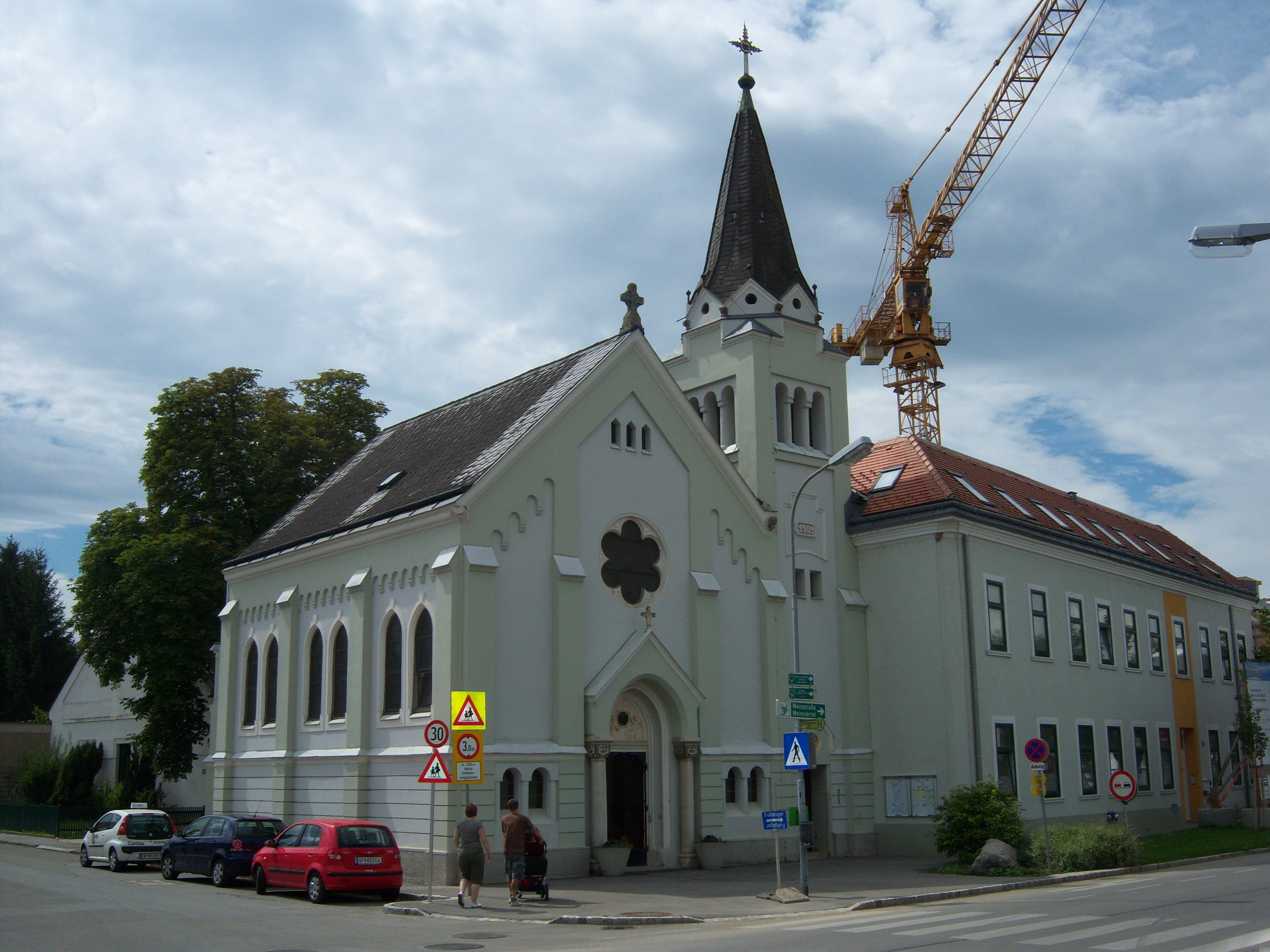 Lourdes-Kapelle in Wolkersdorf im Weinviertel