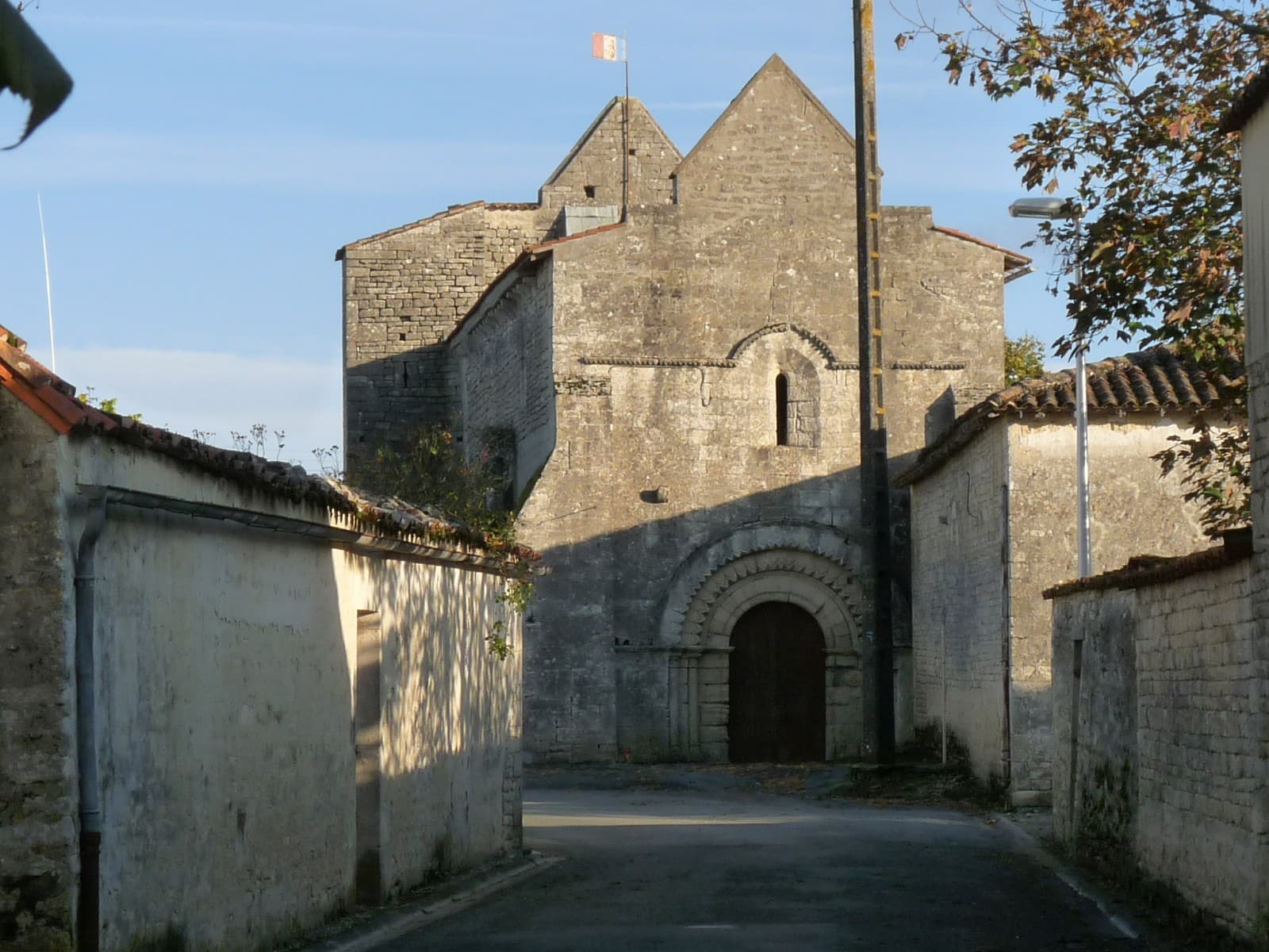 église Saint-Martial de Louzignac