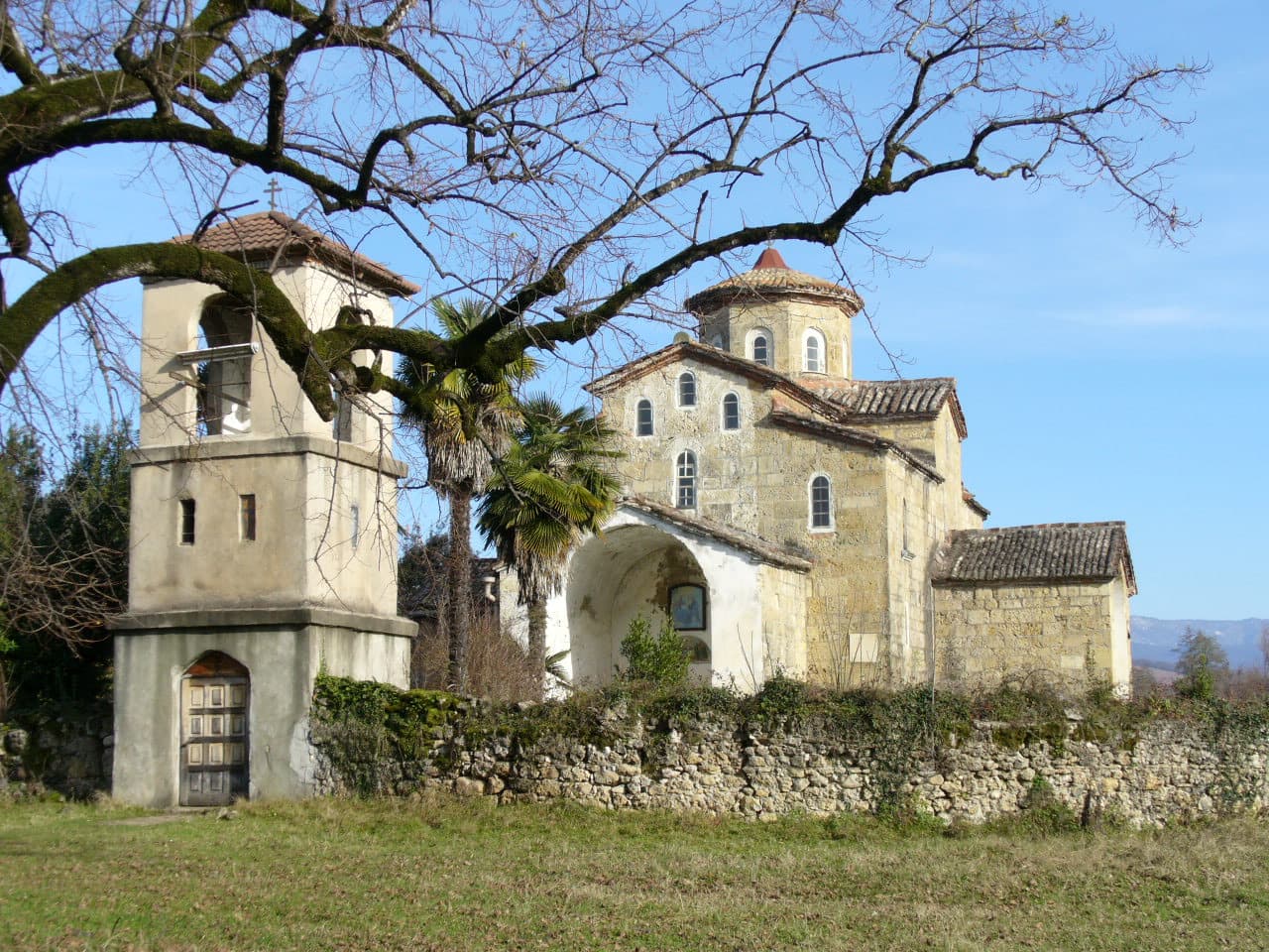 Likhni Church