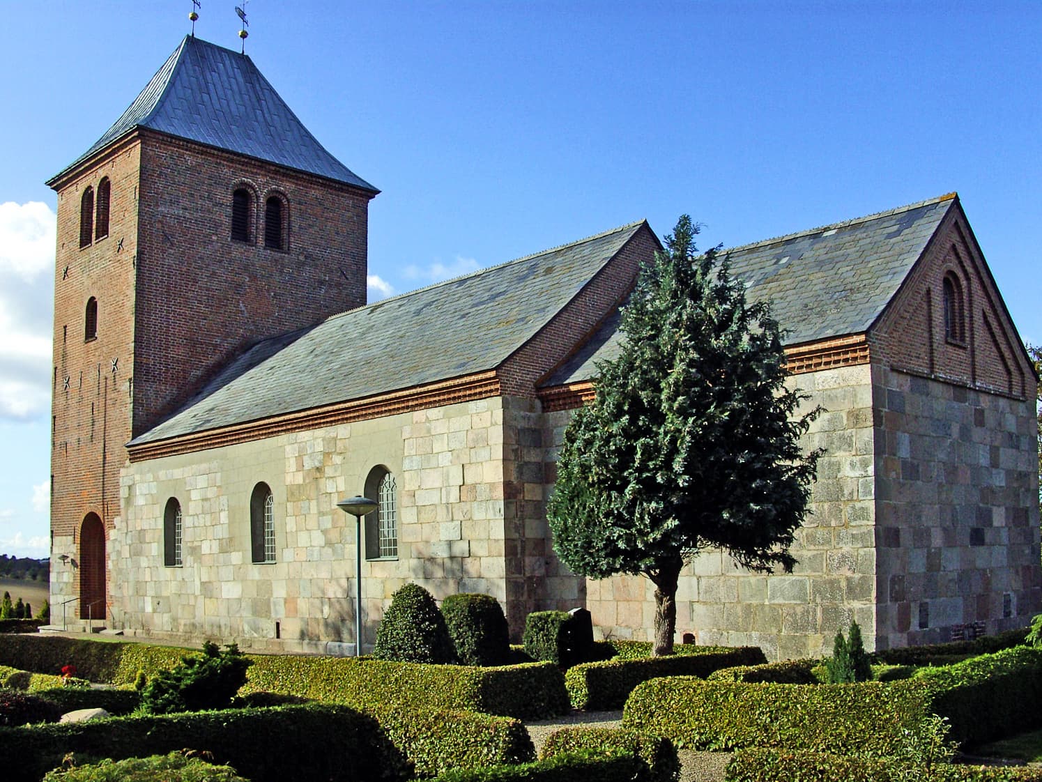 Lyngå Church