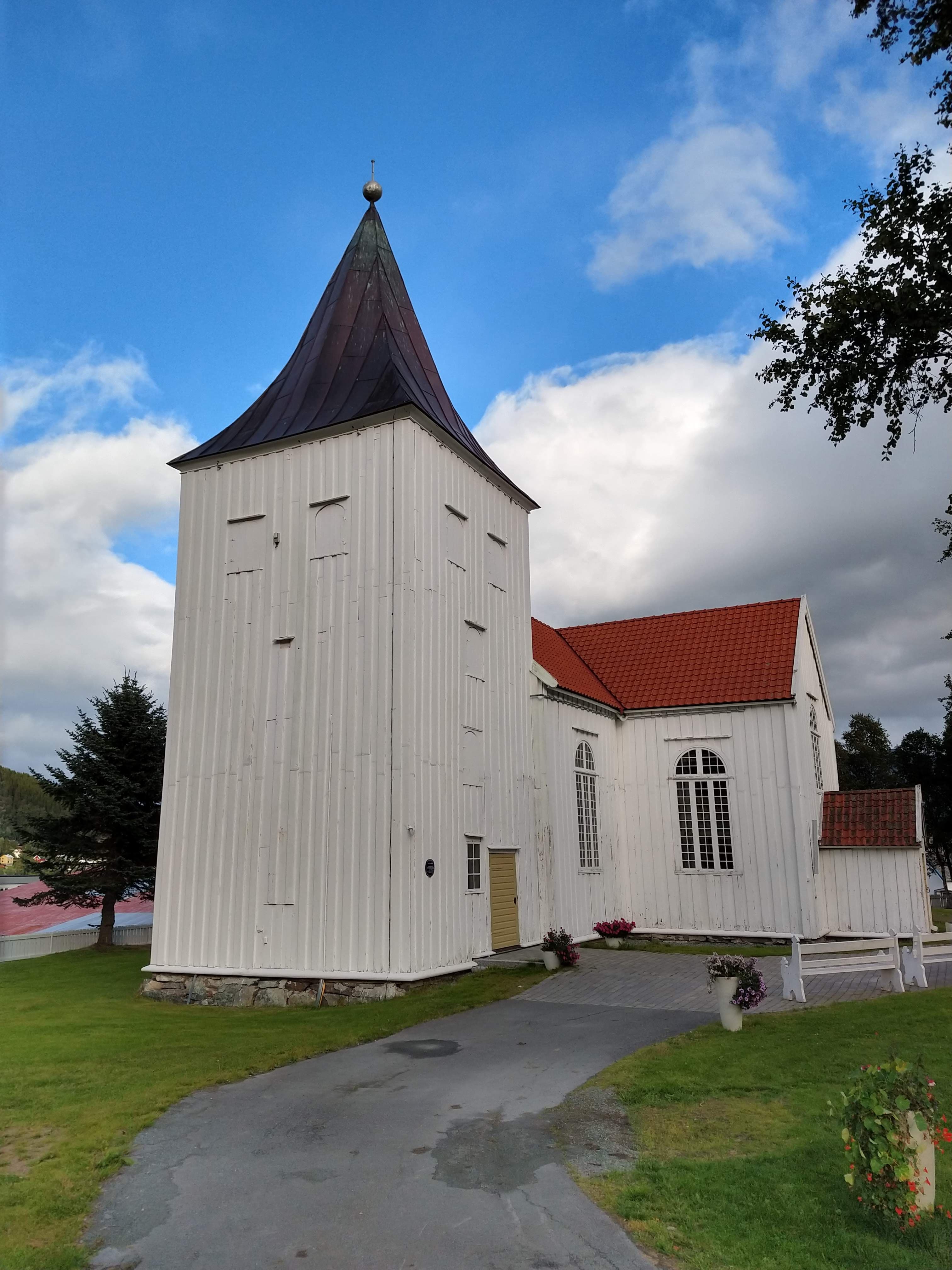 Lyngen Church