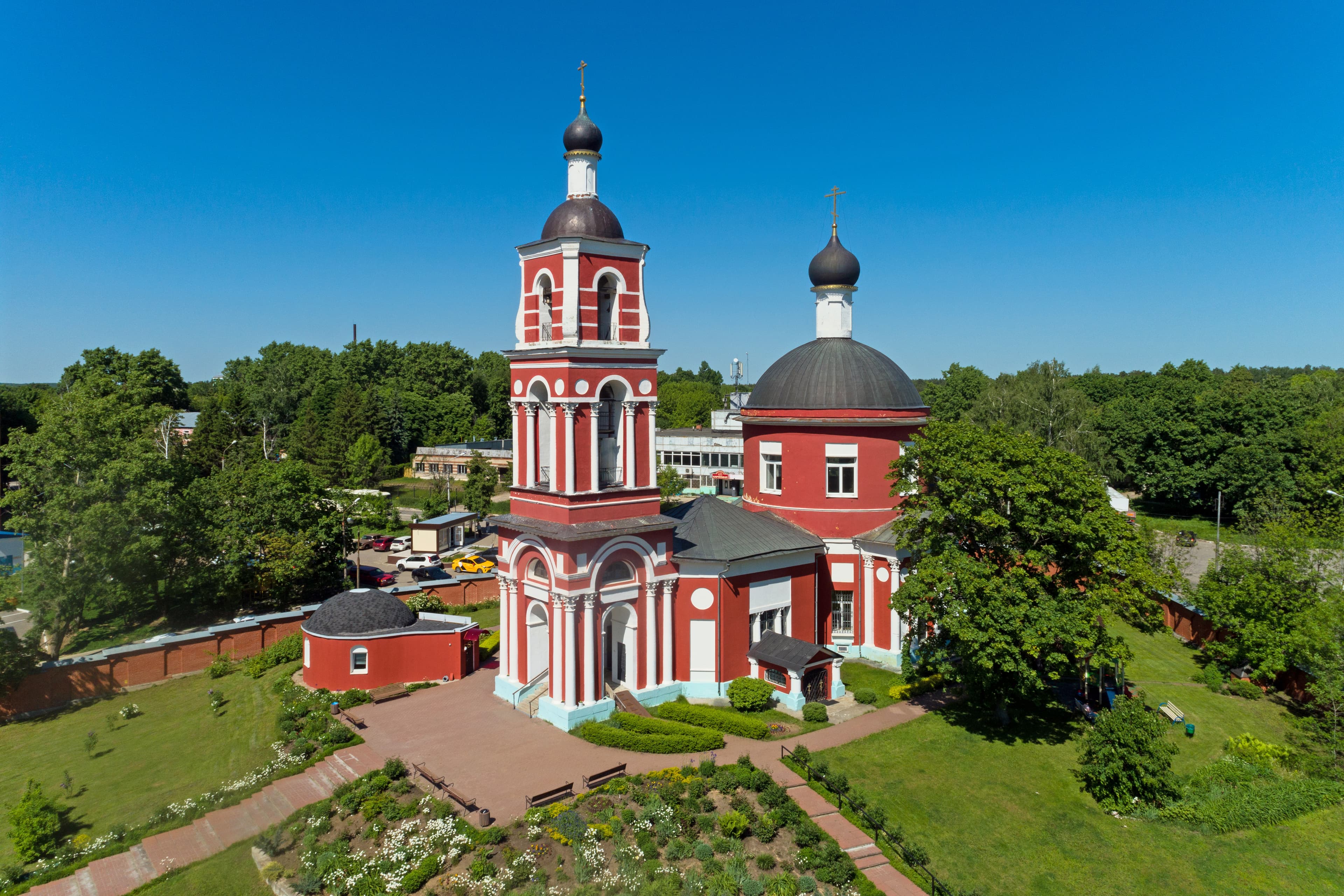 Peter and Paul Church, Petrovskoye