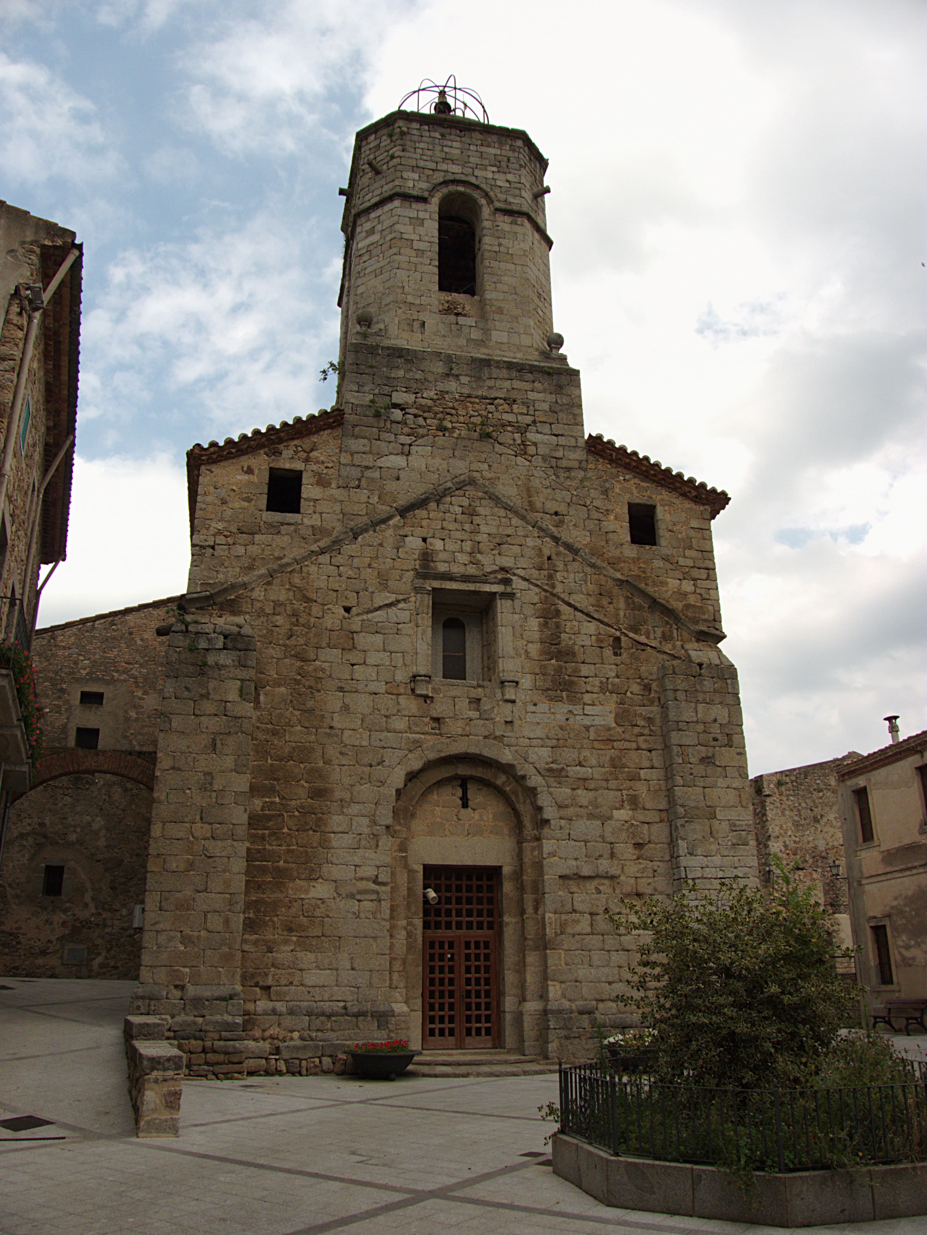 Sant Martí de Maçanet de Cabrenys