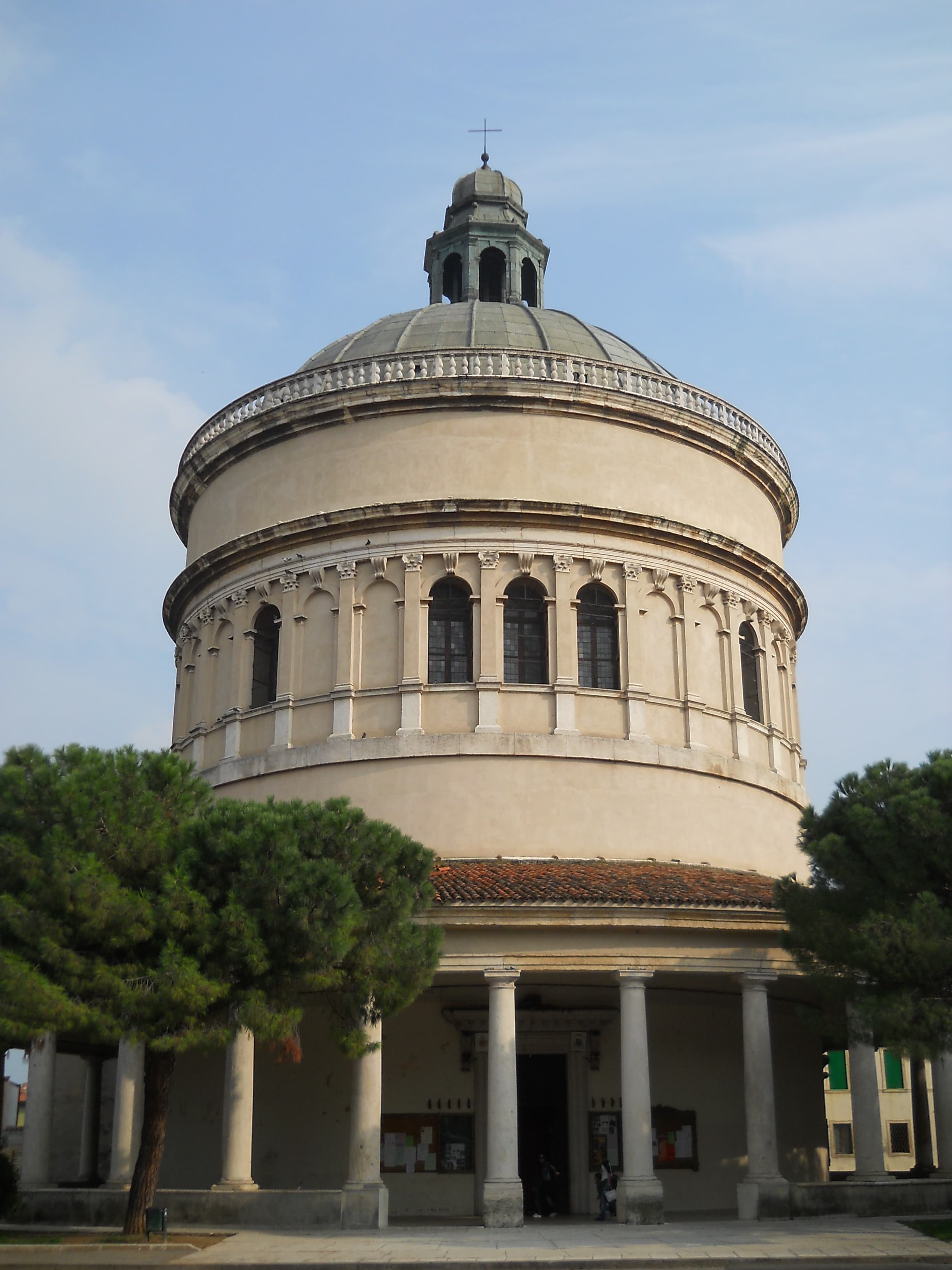 Madonna di Campagna