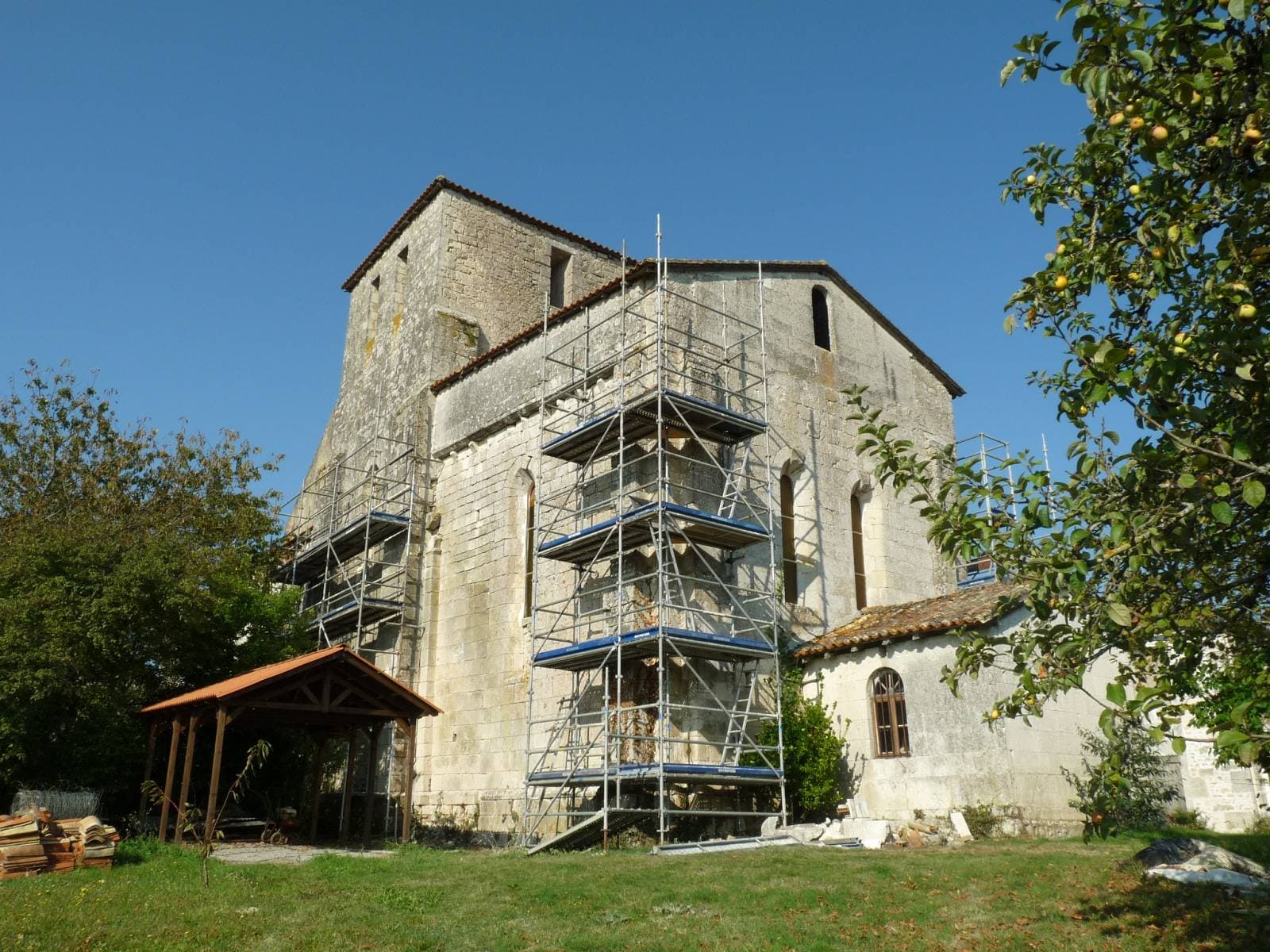 Église Saint-Étienne de Magnac-Lavalette-Villars