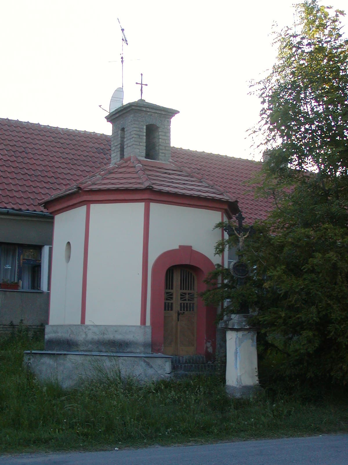Chapel in Makotřasy