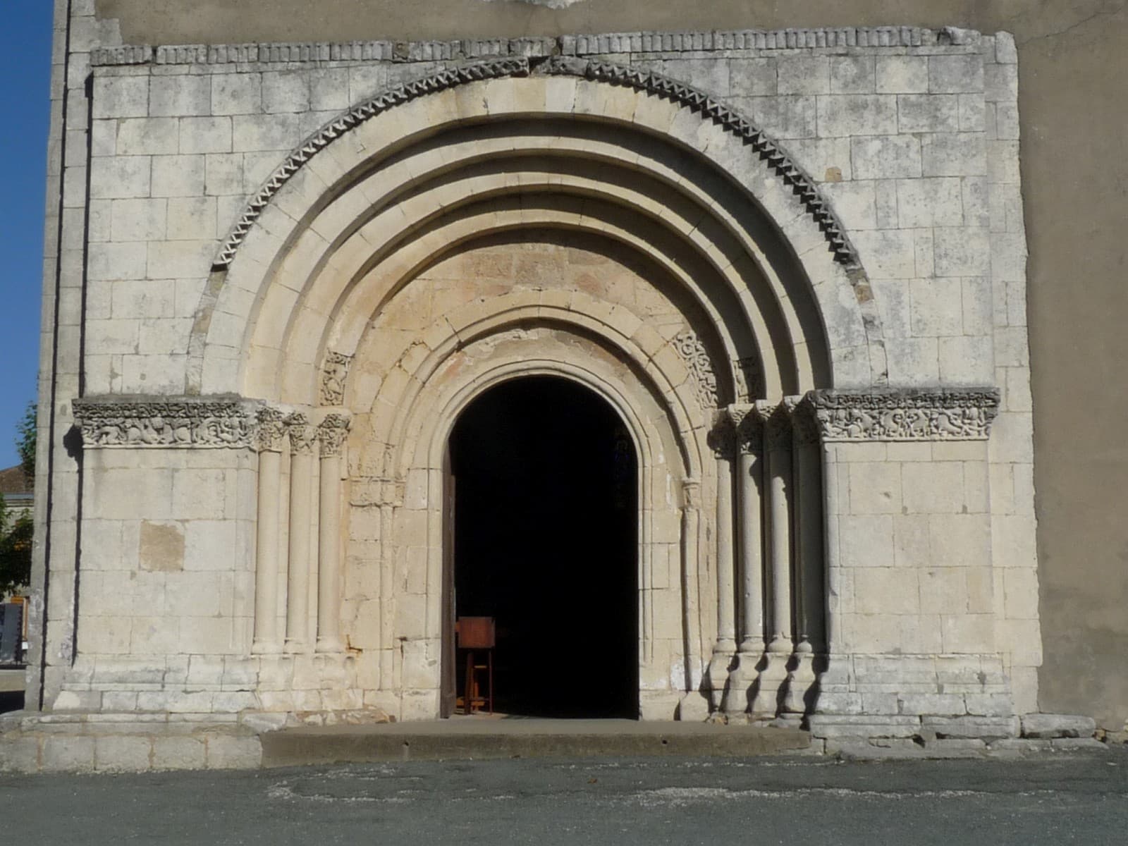 Église Saint-Vincent (Marcillac, Gironde)