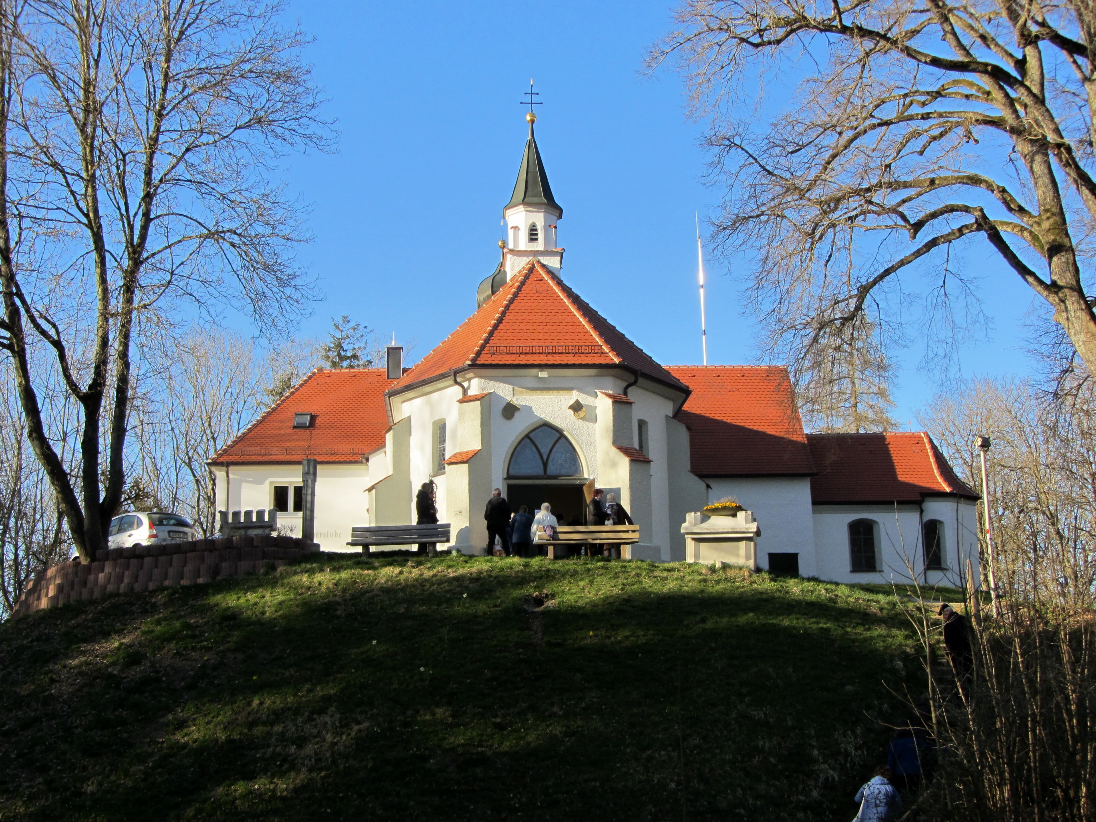 Maria im Busch