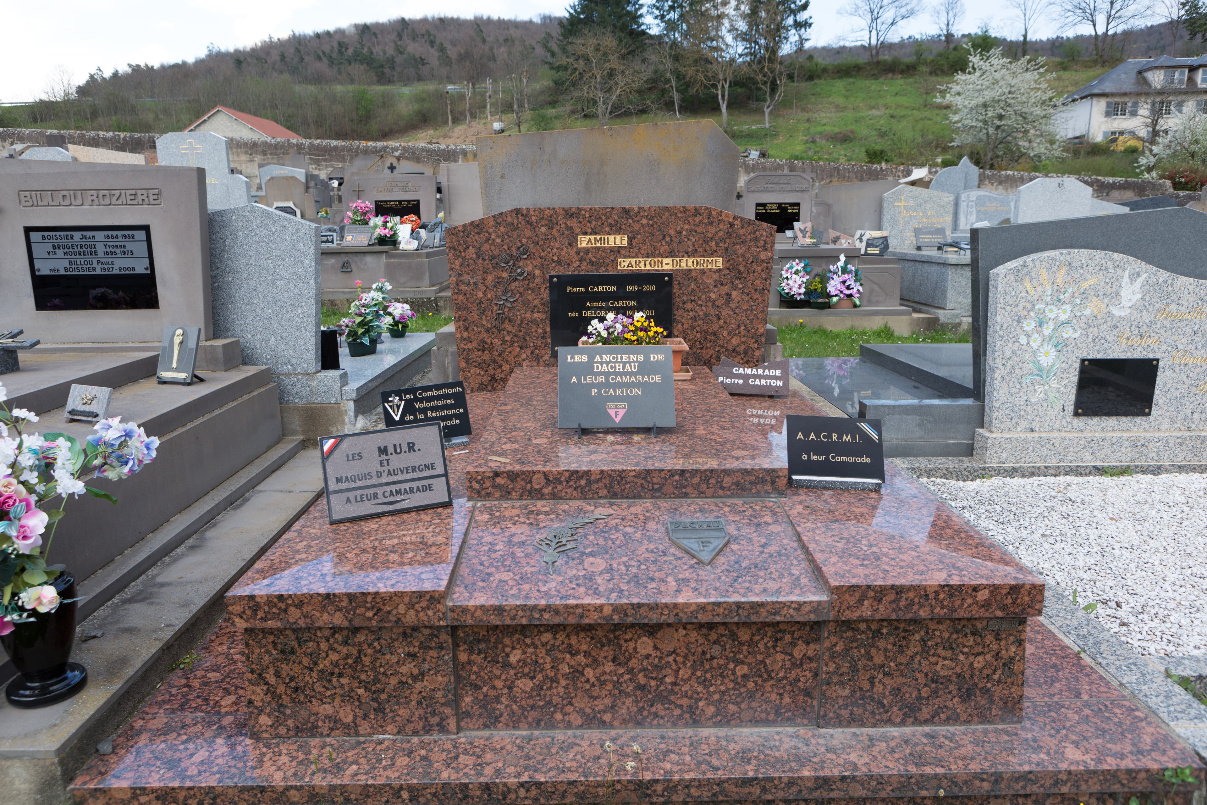 Grave of Carton-Delorme