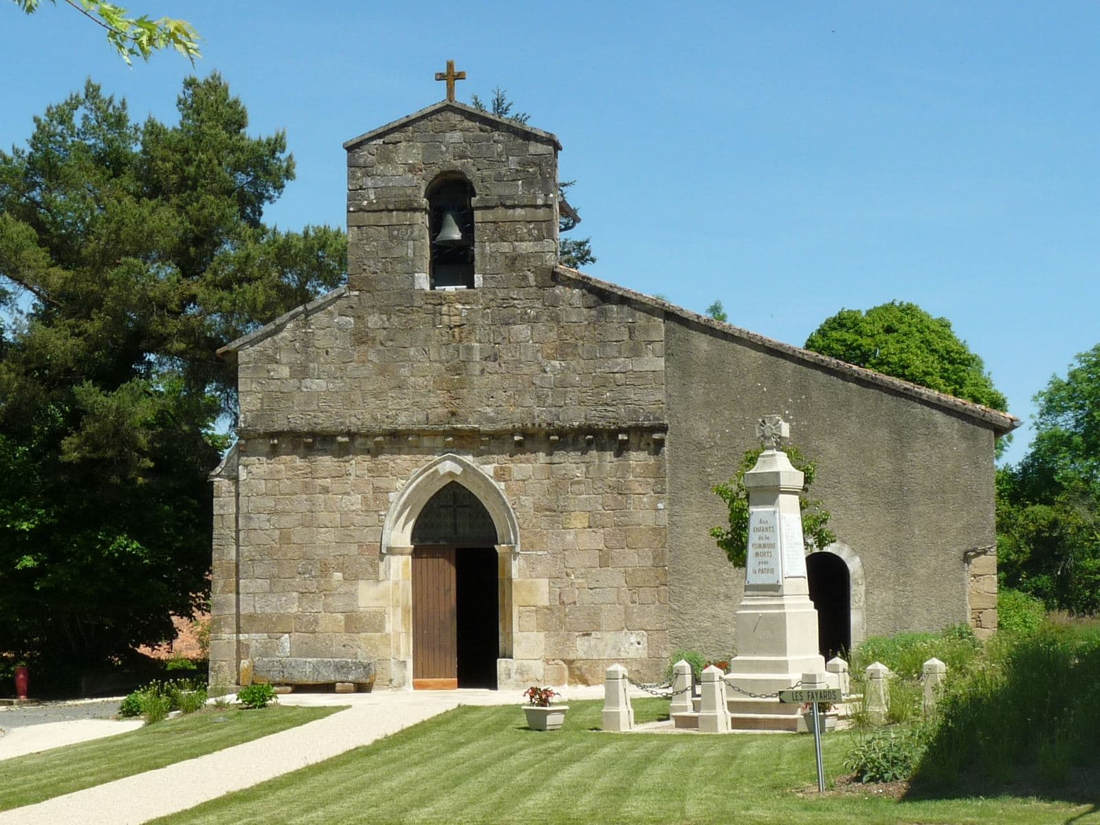 église Notre-Dame de Mazerolles