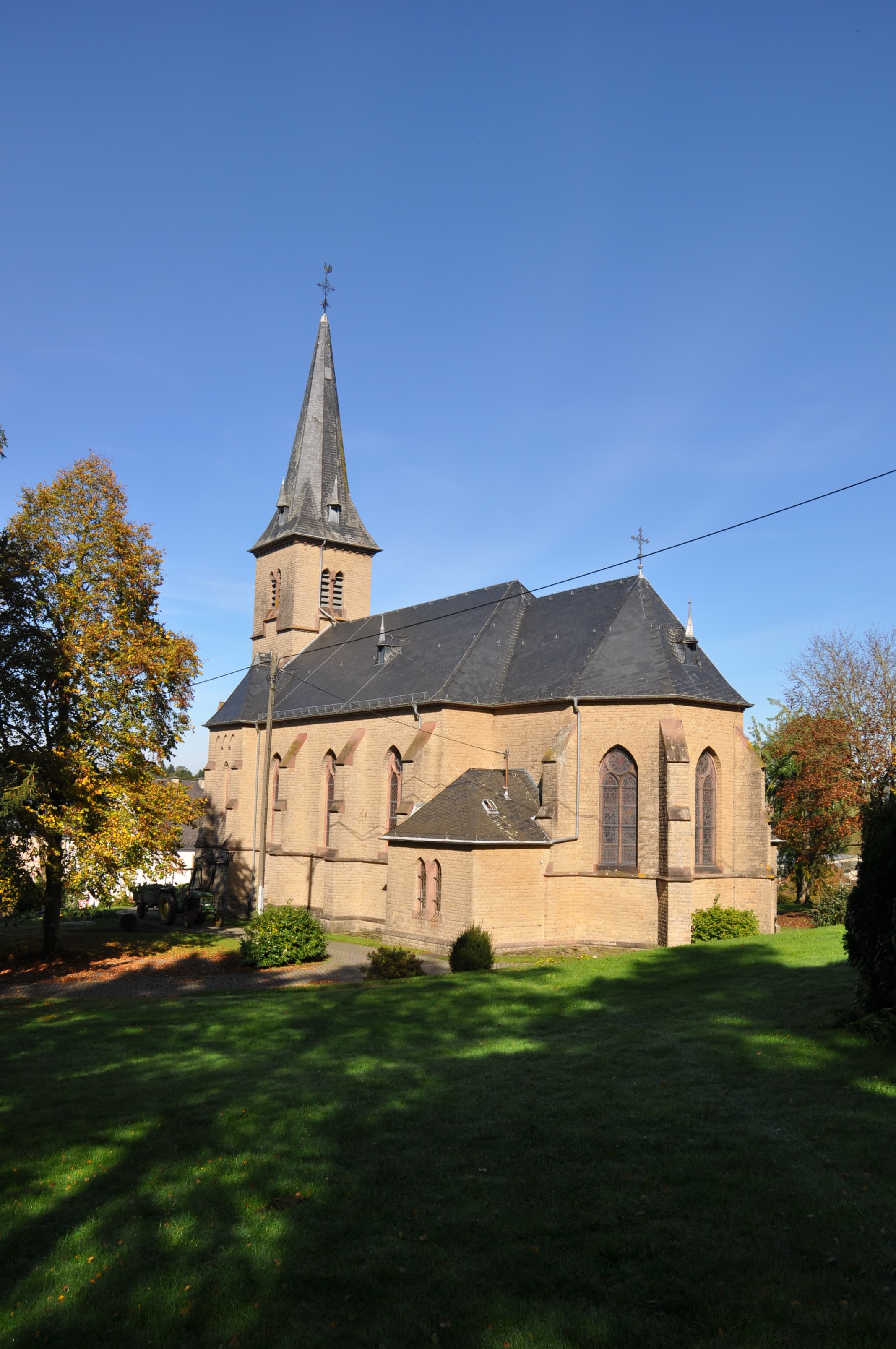 Neue Pfarrkirche St. Bartholomäus (Meckel)