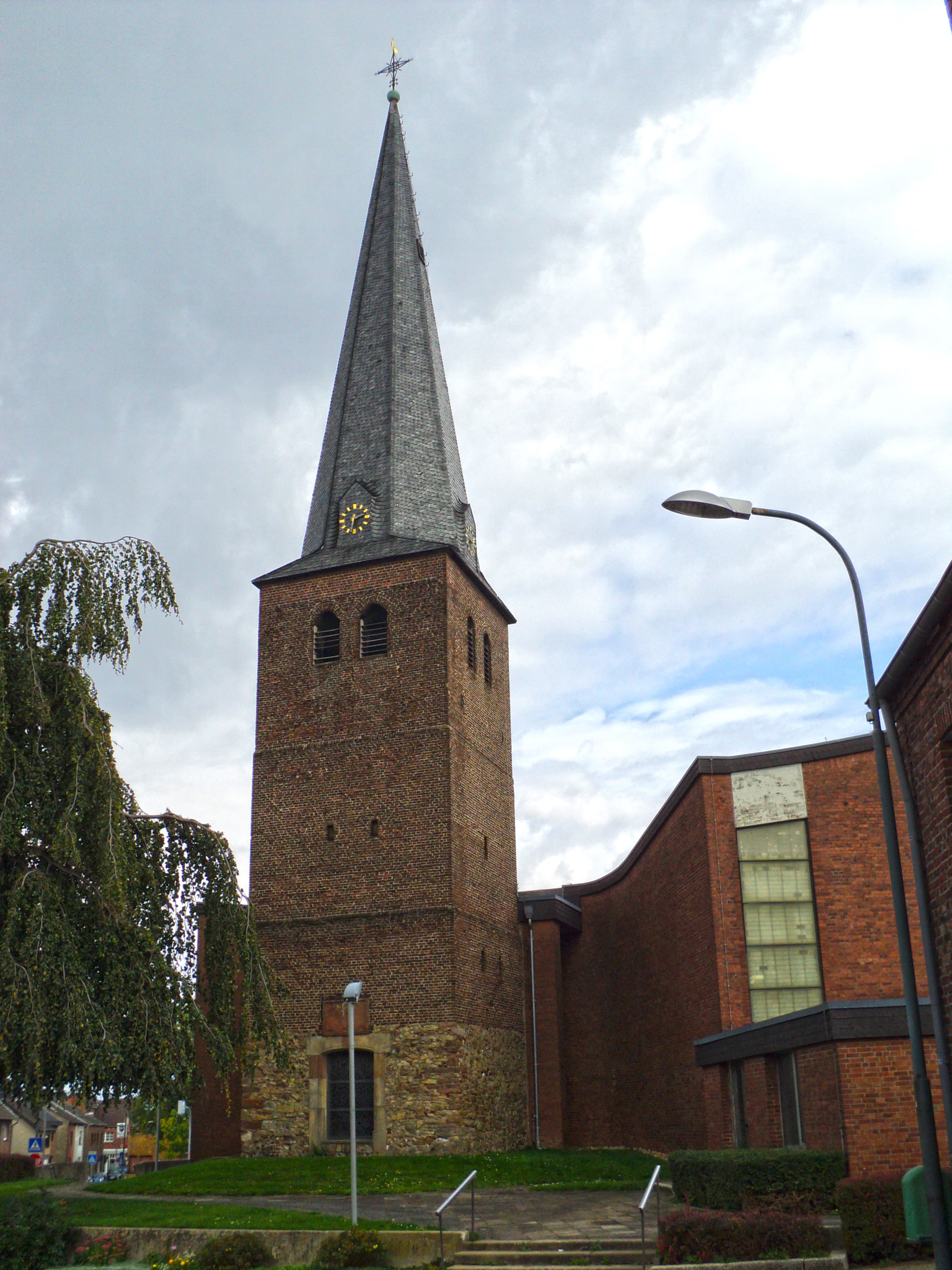 Saint Peter Church (Merken)