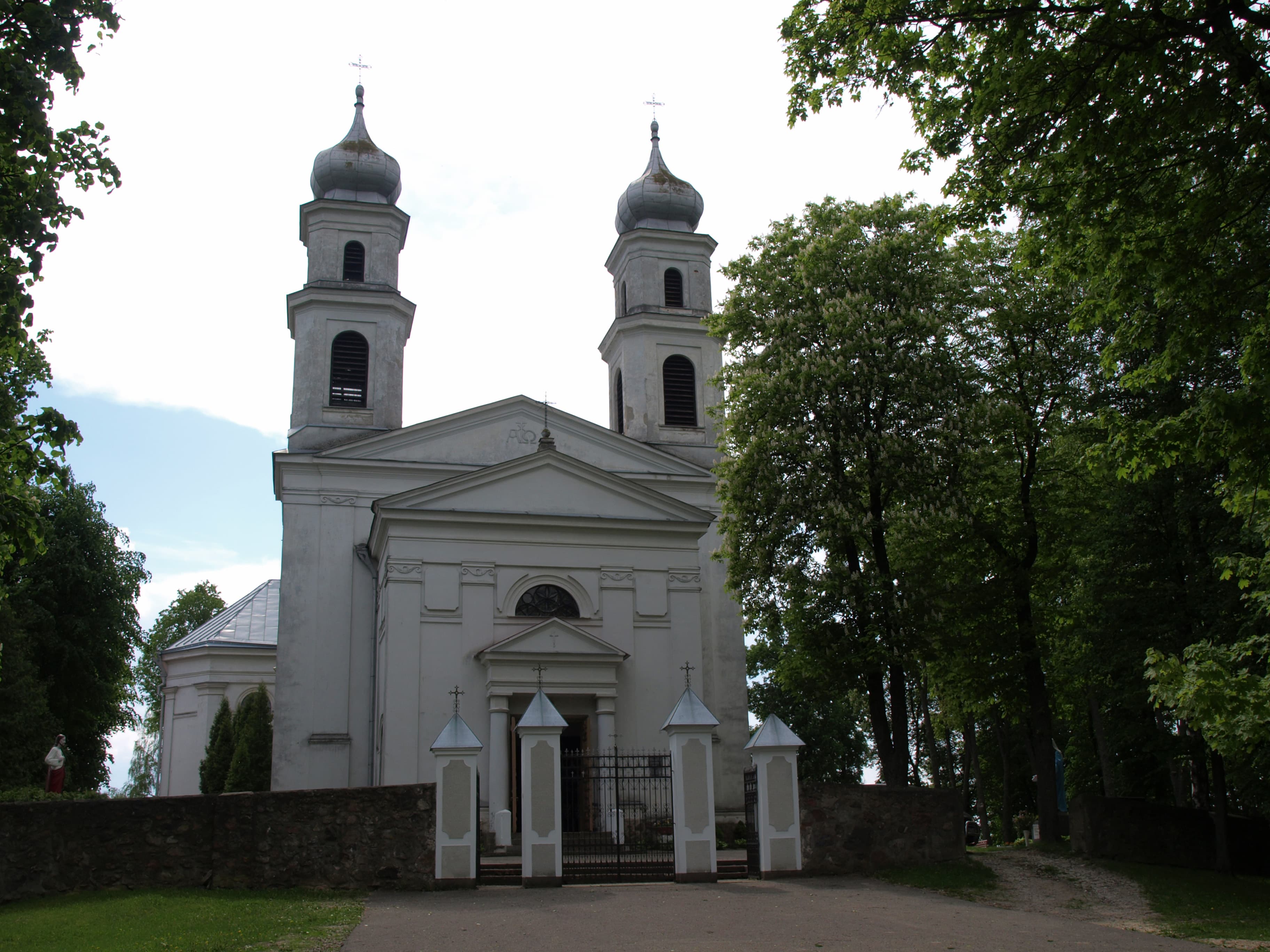 Church of the Holy Trinity, Miroslavas
