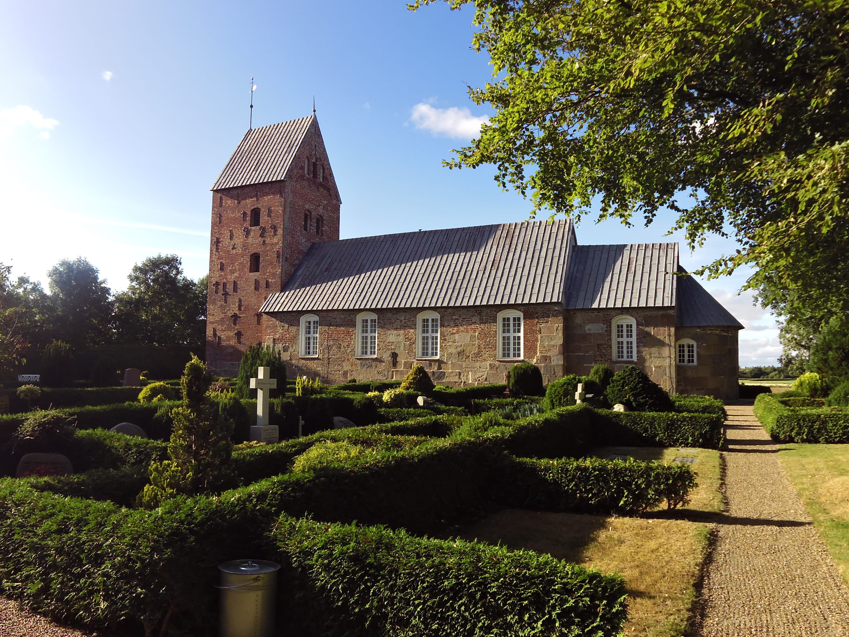 Mjolden Church