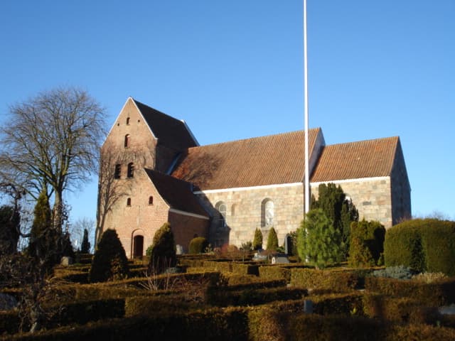 Mørke Church
