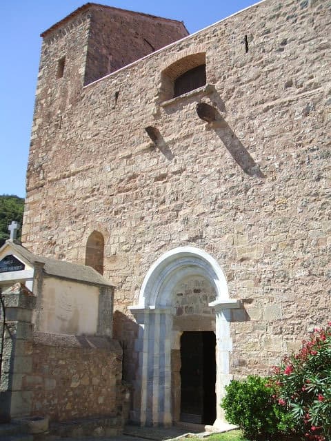 Église Saint-André de Montbolo