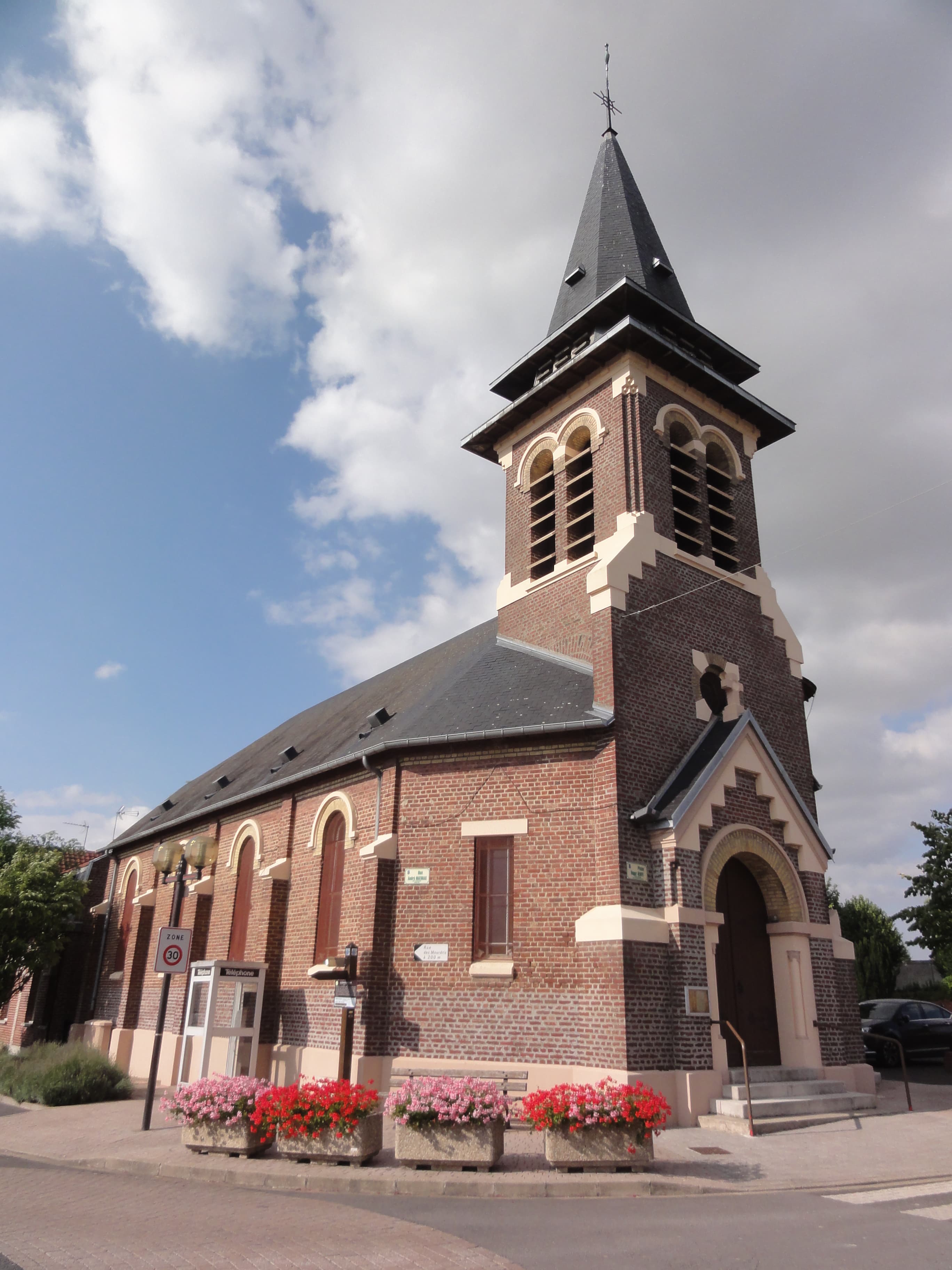 Église Saint-Médard de Morcourt