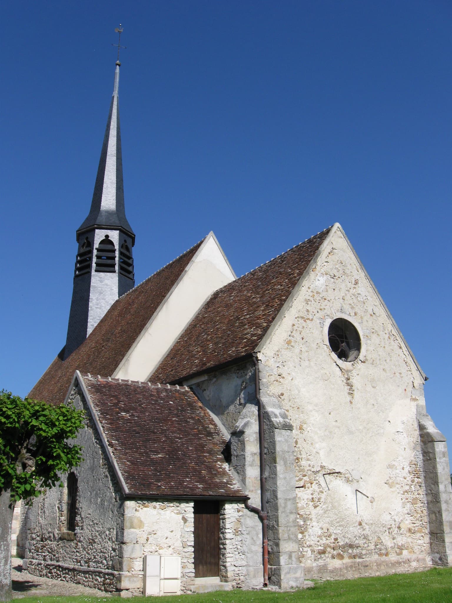 Saint Genevieve Church of  Mouy-sur-Seine