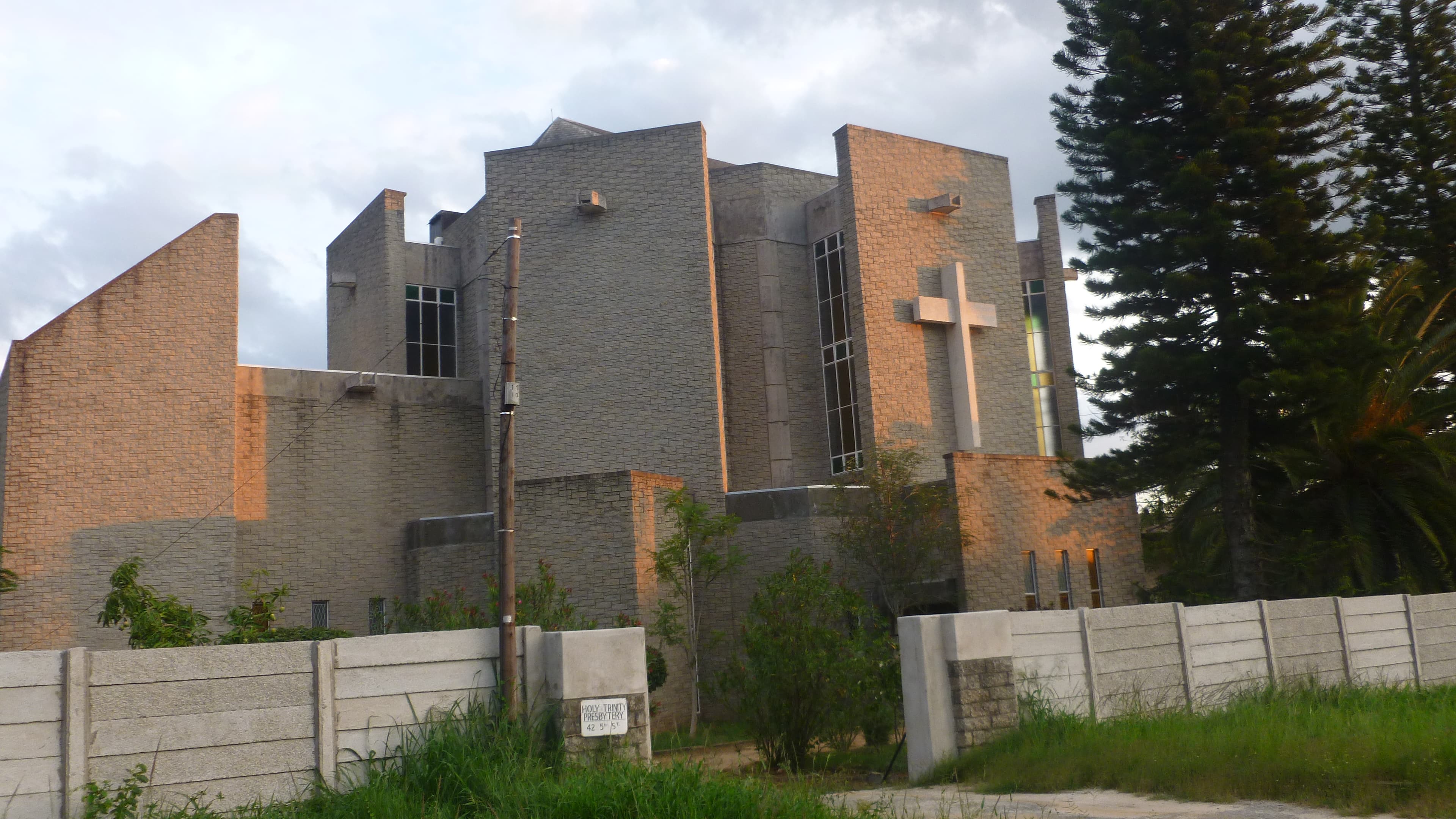 Holy Trinity Cathedral, Mutare