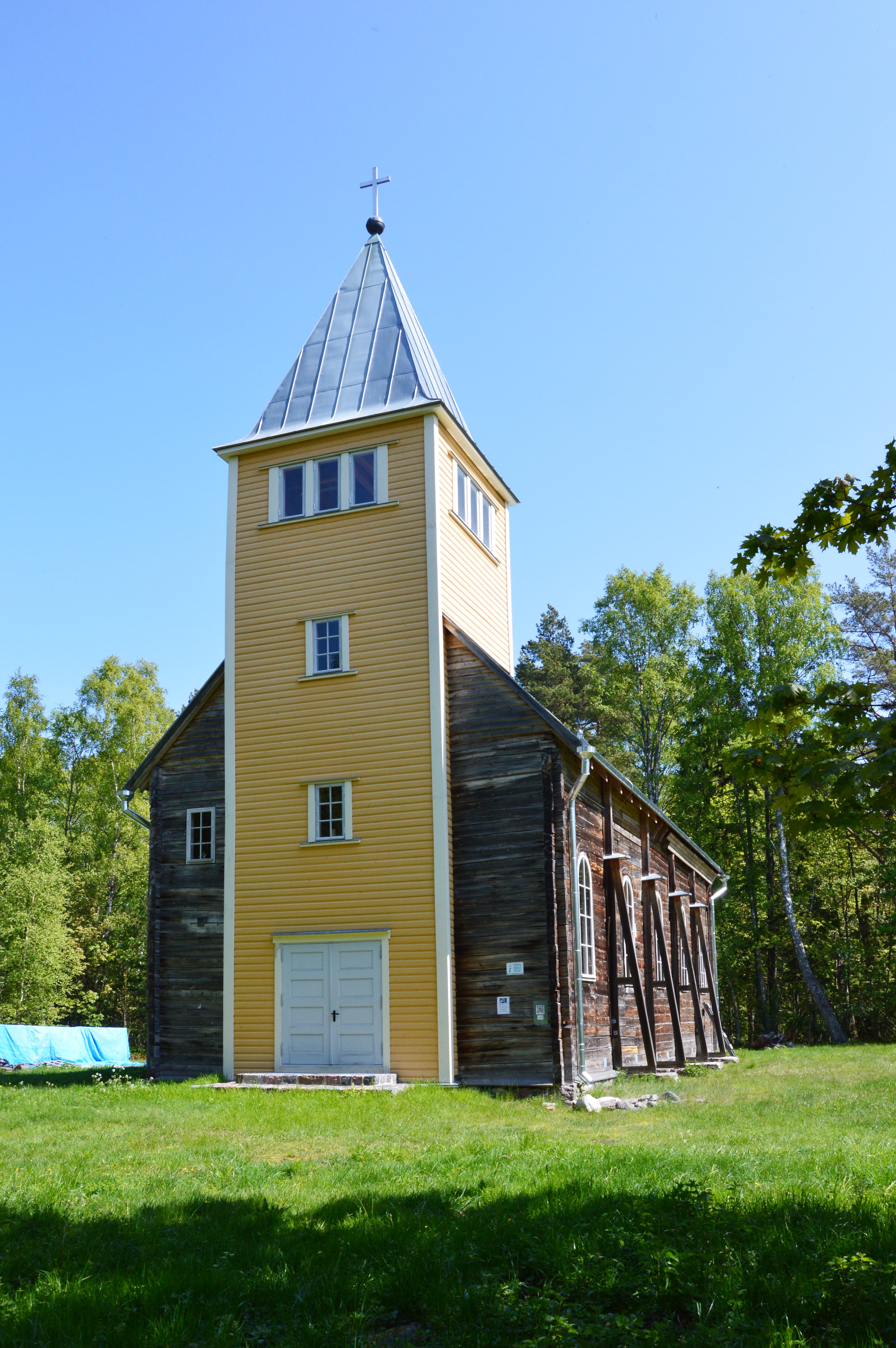 Naissaar Church